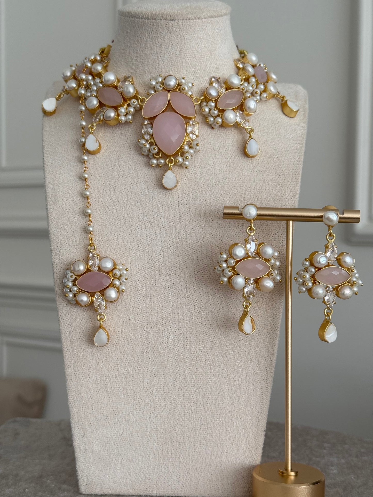 Ayzel pink necklace set