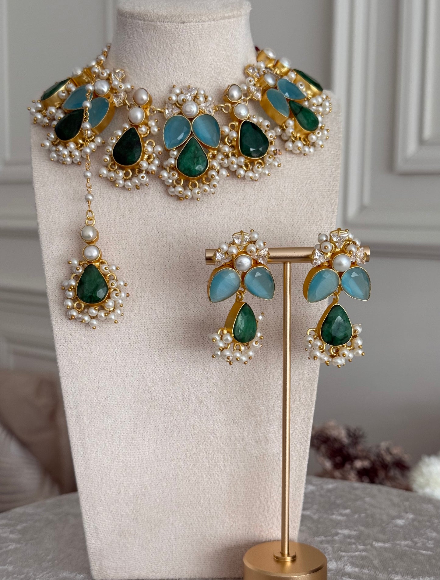 Layla Blue & Green Necklace Set