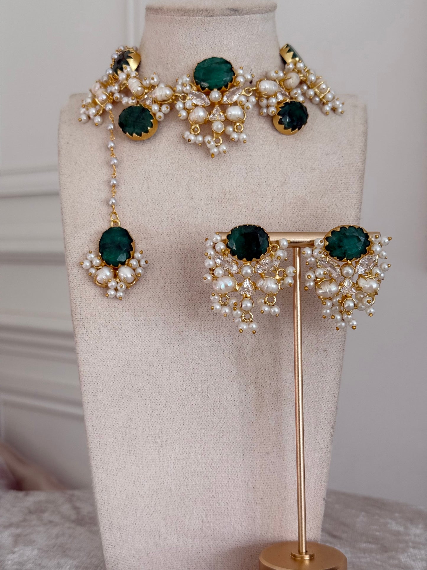 Zeina green necklace set