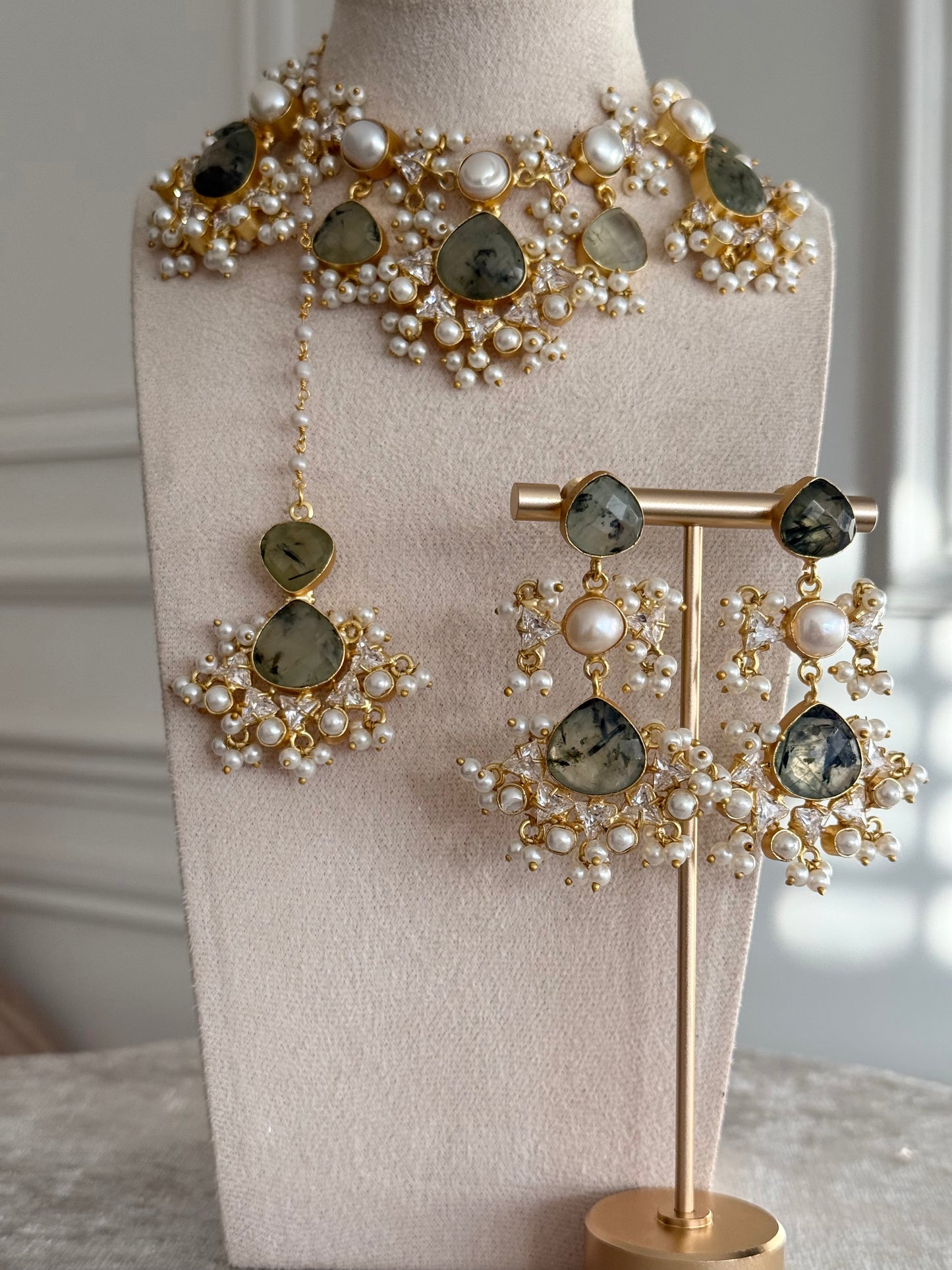 Habibty Prehnite Necklace Set