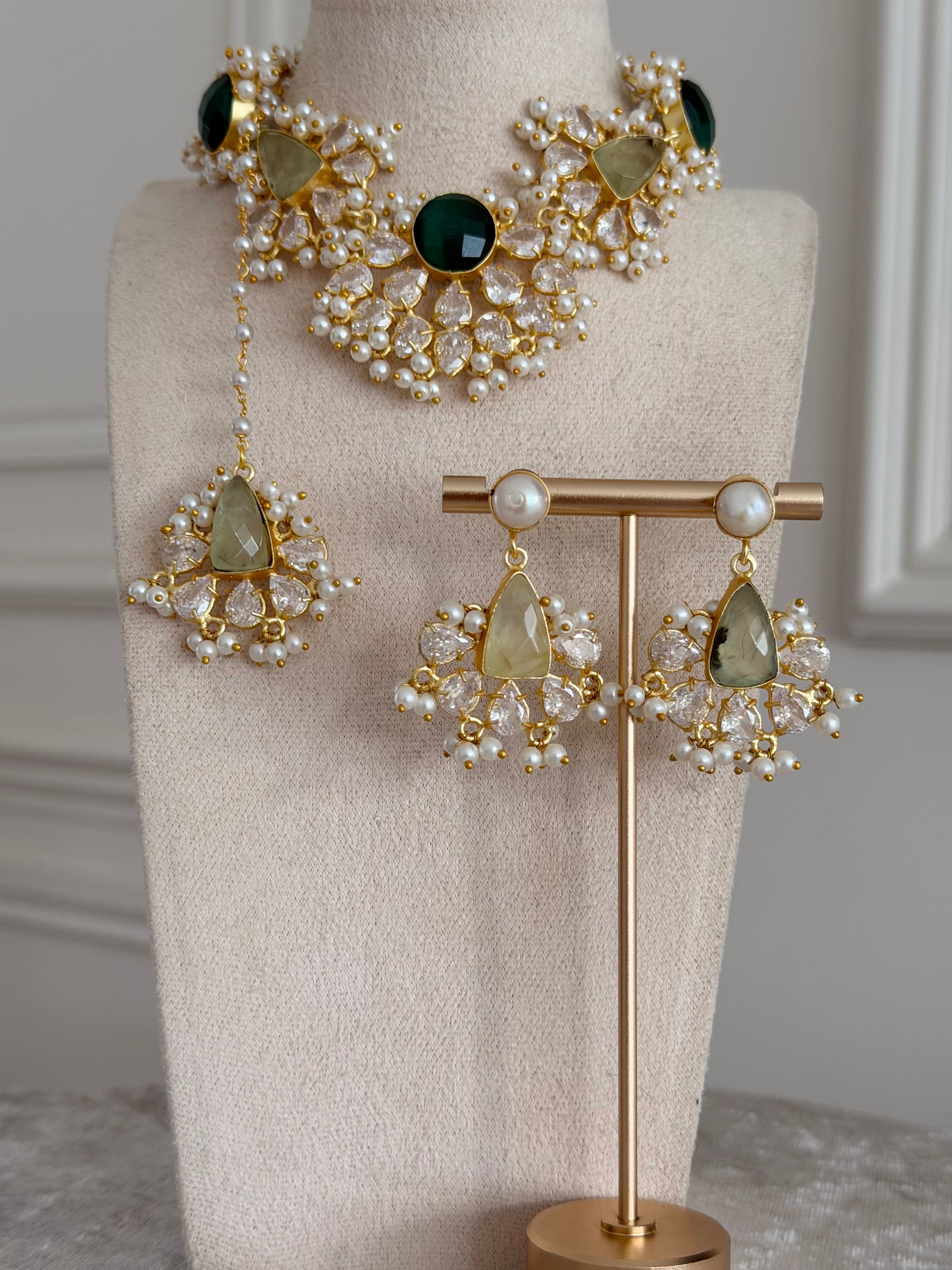 Diya Green & Prehnite Necklace Set