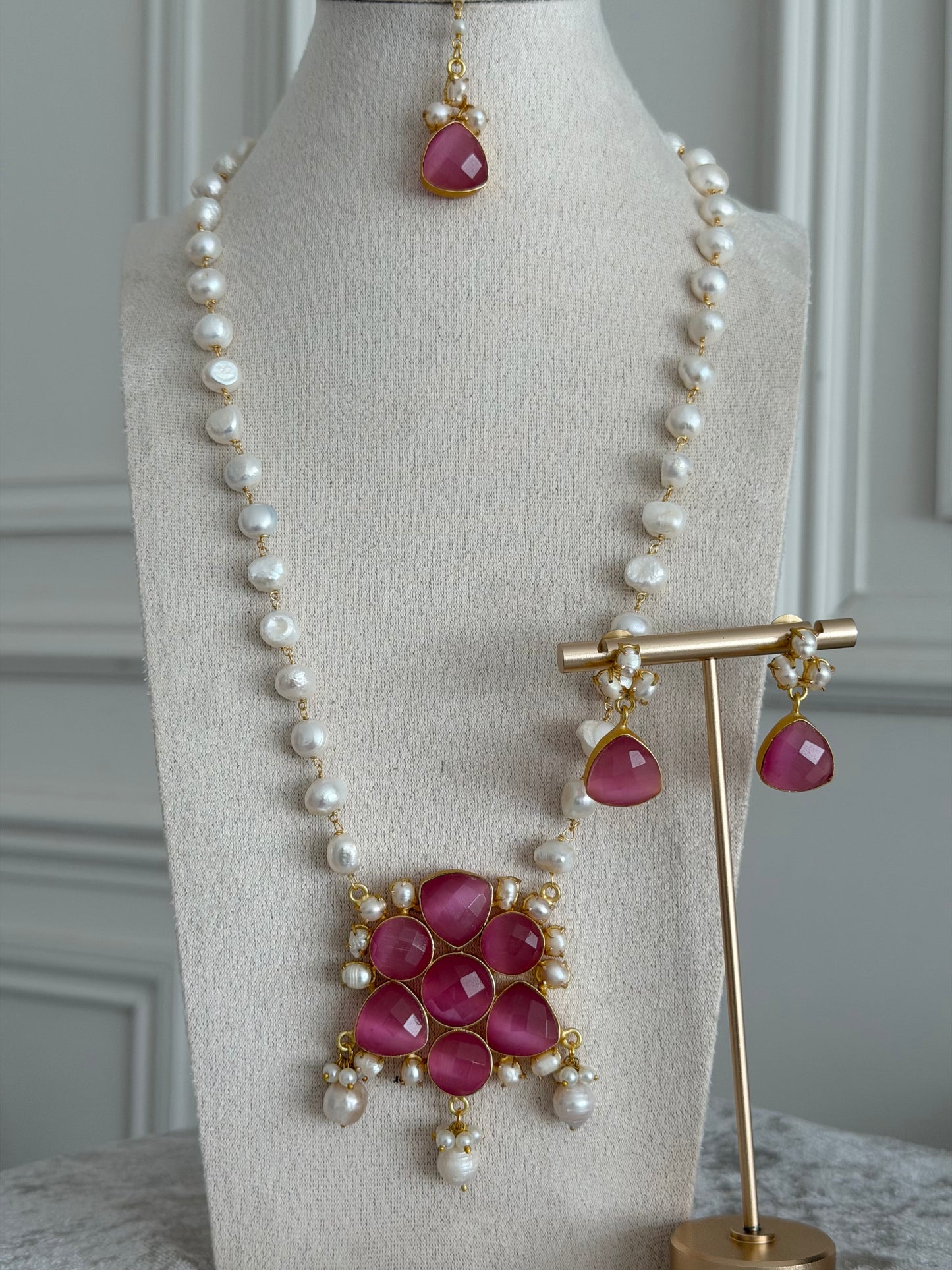 Haaniya Pink Mala Set