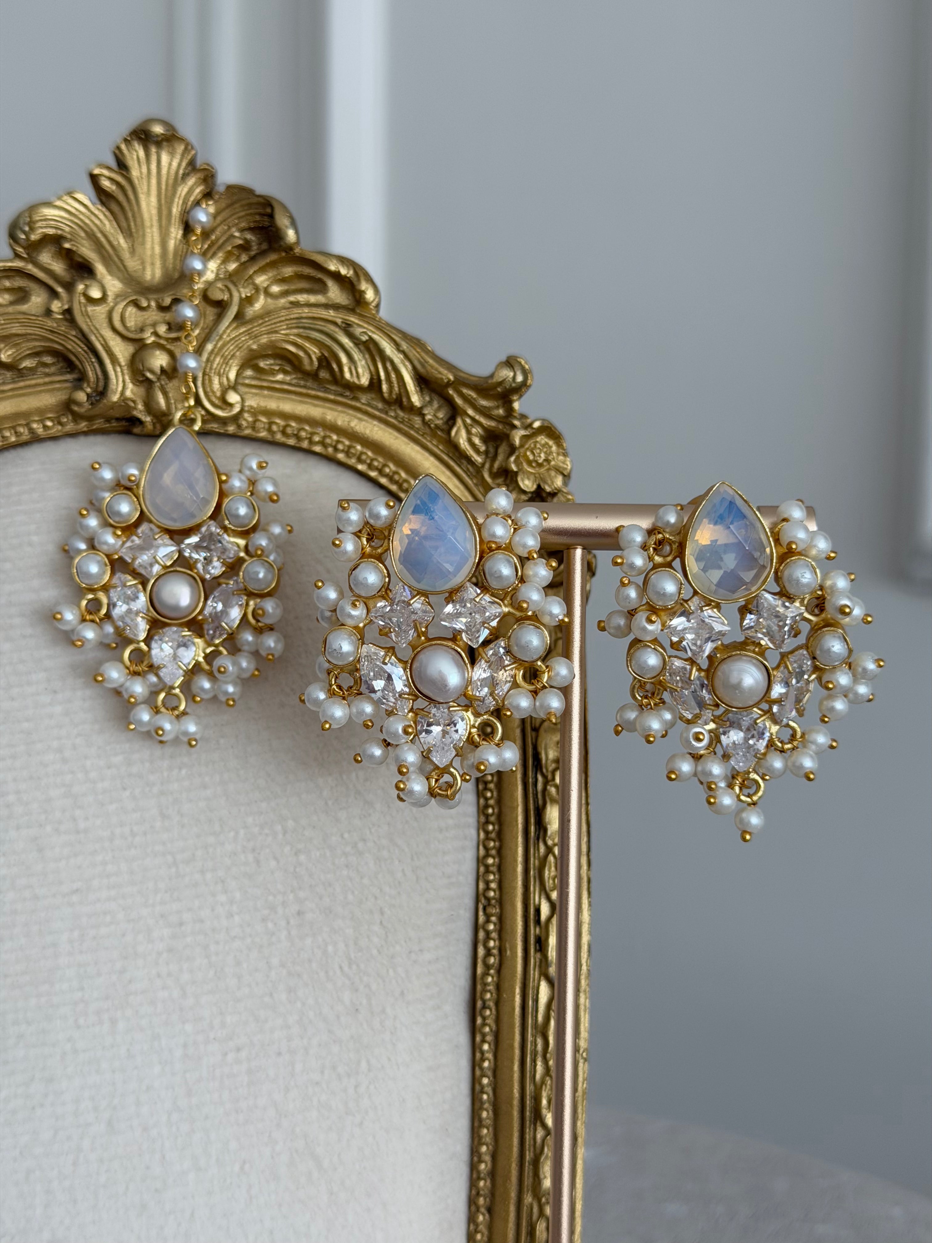 Rosa Moonstone Tikka Set