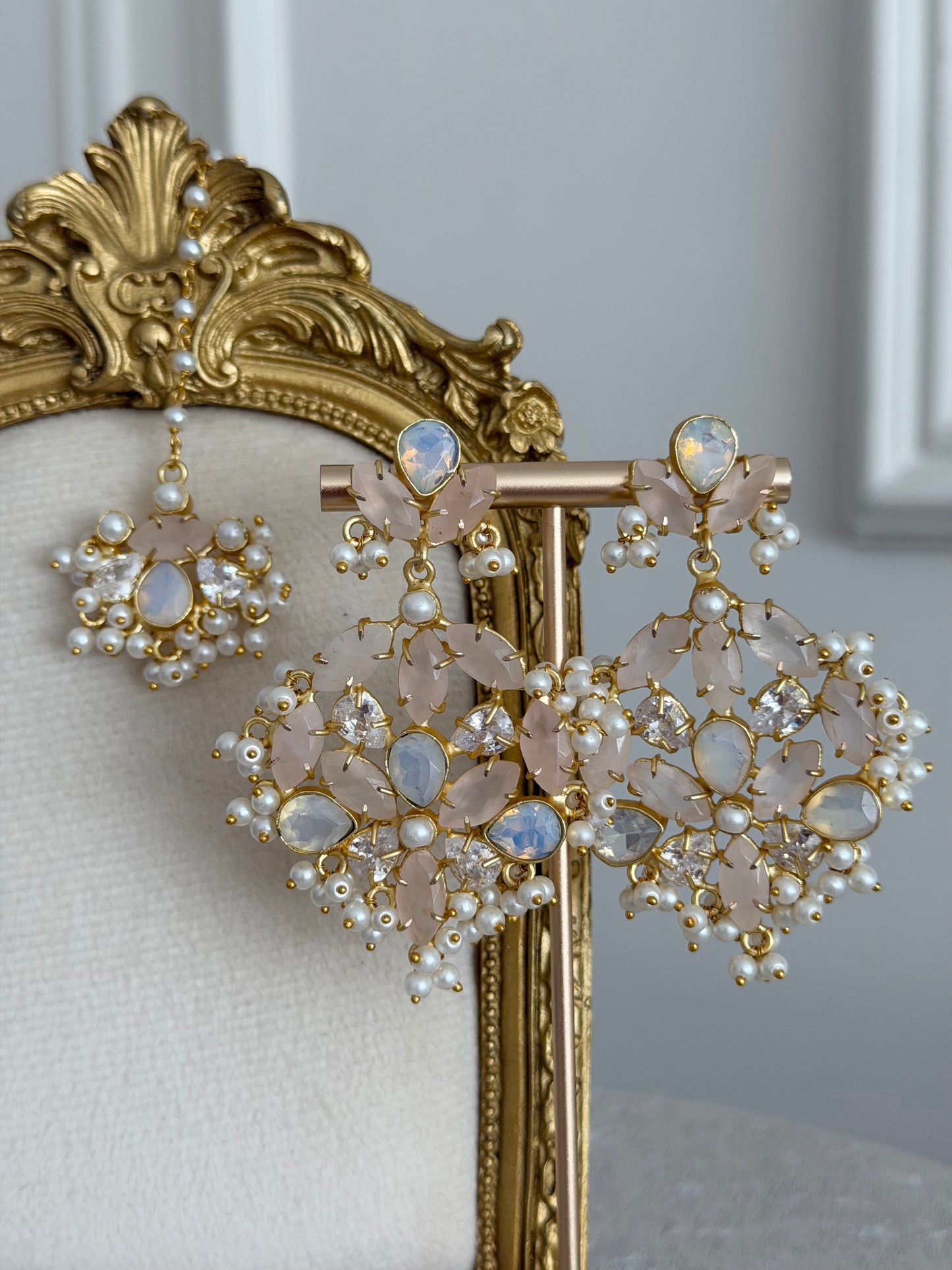 Mehek Rose Quartz & Moonstone Tikka Set