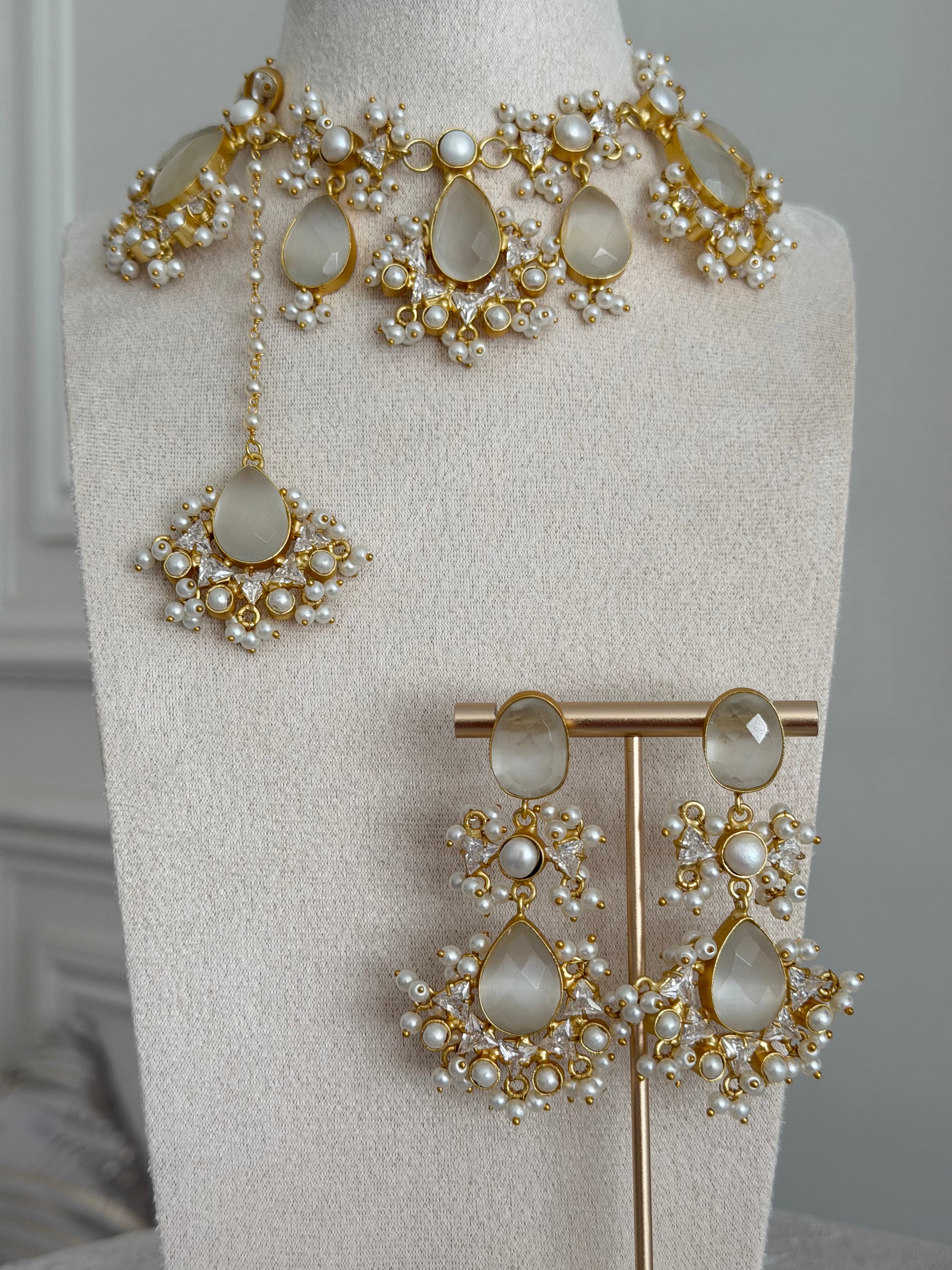 Habibty Grey Necklace Set