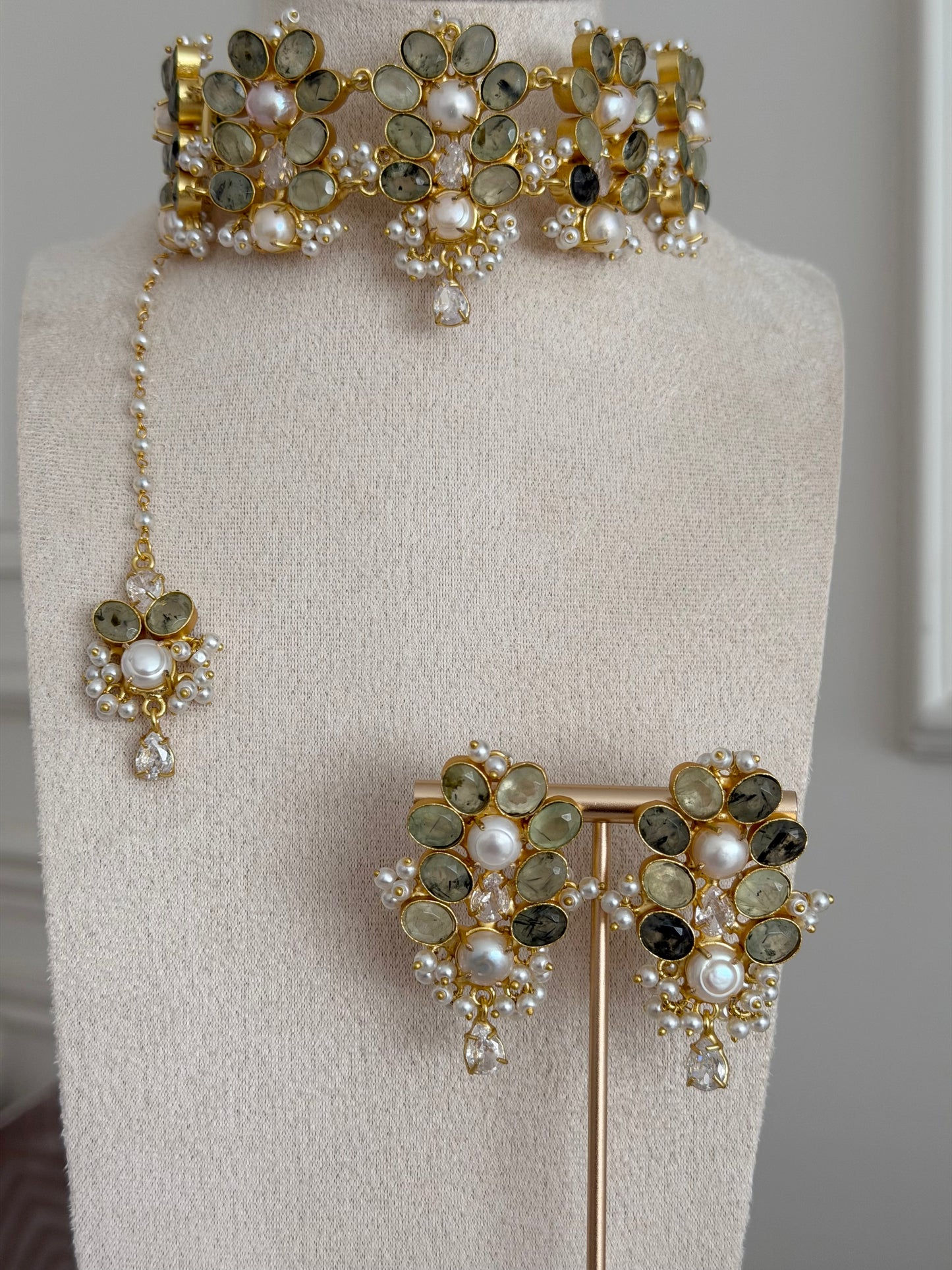 Sofia Prehnite Choker Set