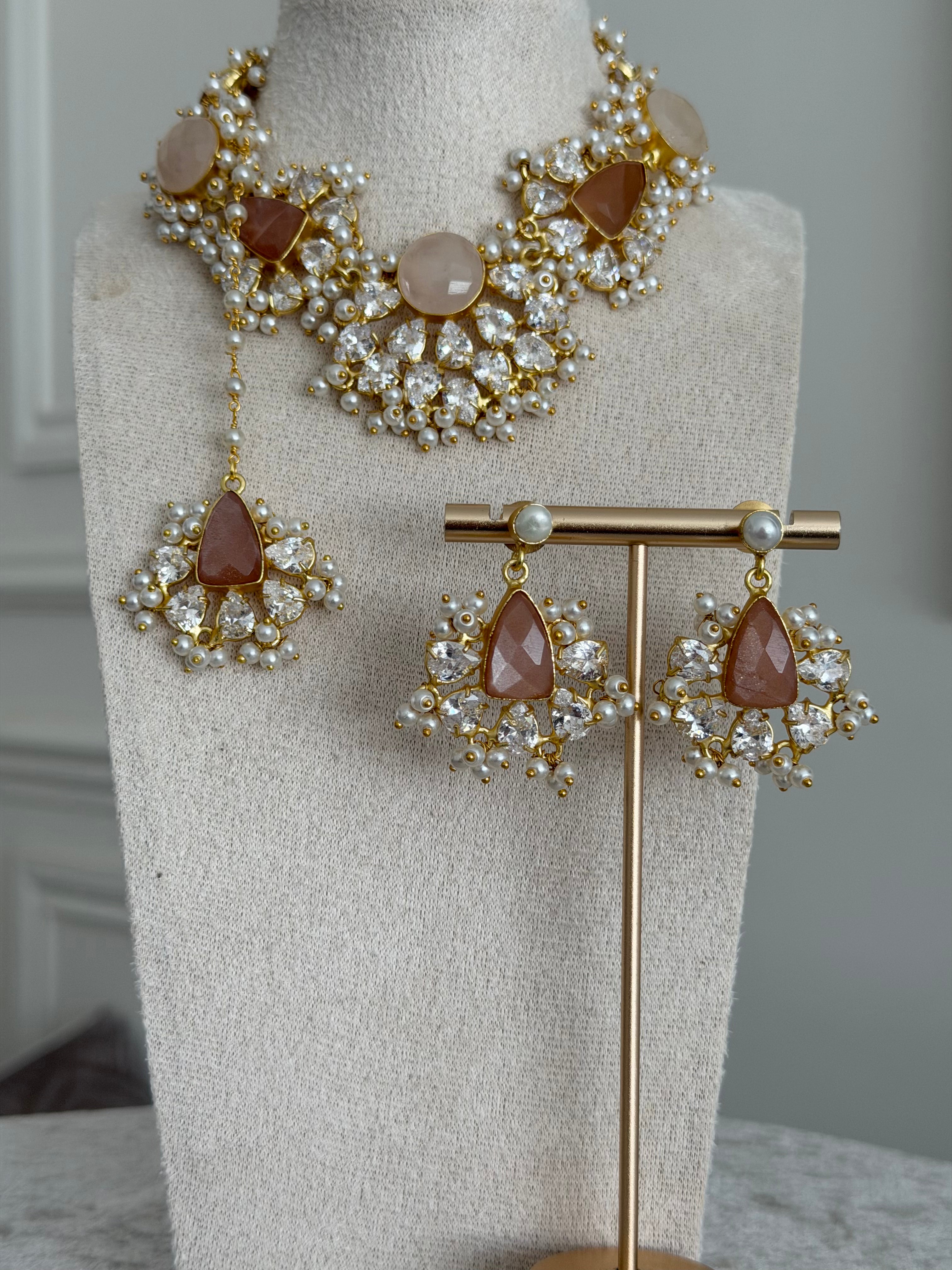 Diya Rose Quartz & Brown Necklace Set