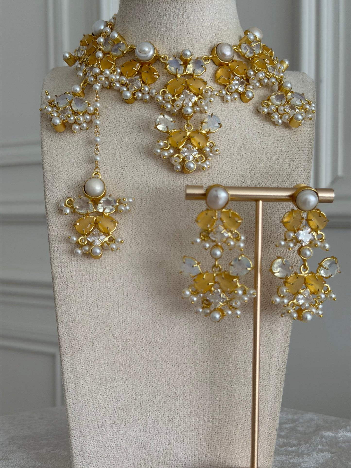 Zara Yellow & Moonstone Necklace Set