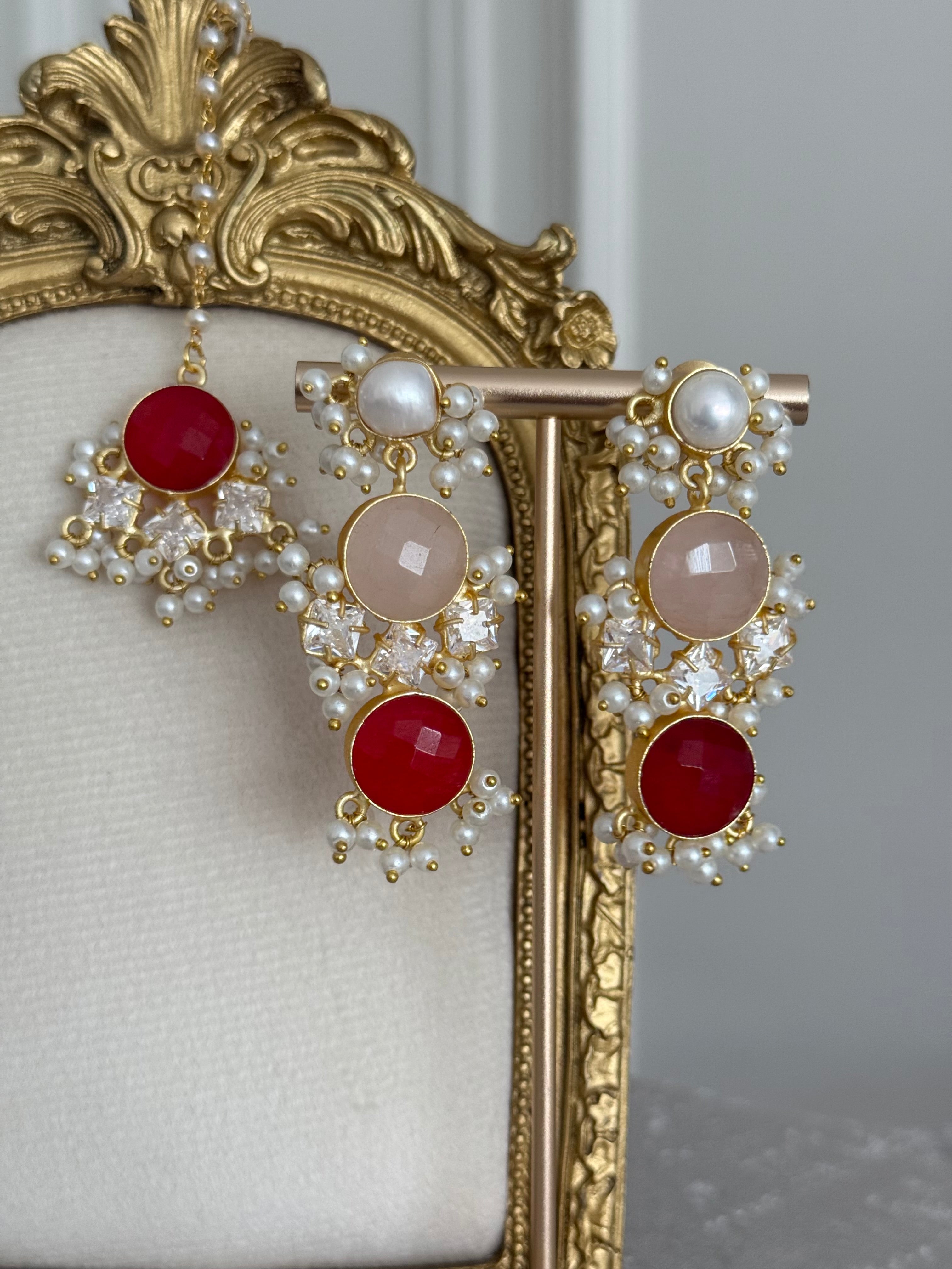 Niha Red Tikka Set