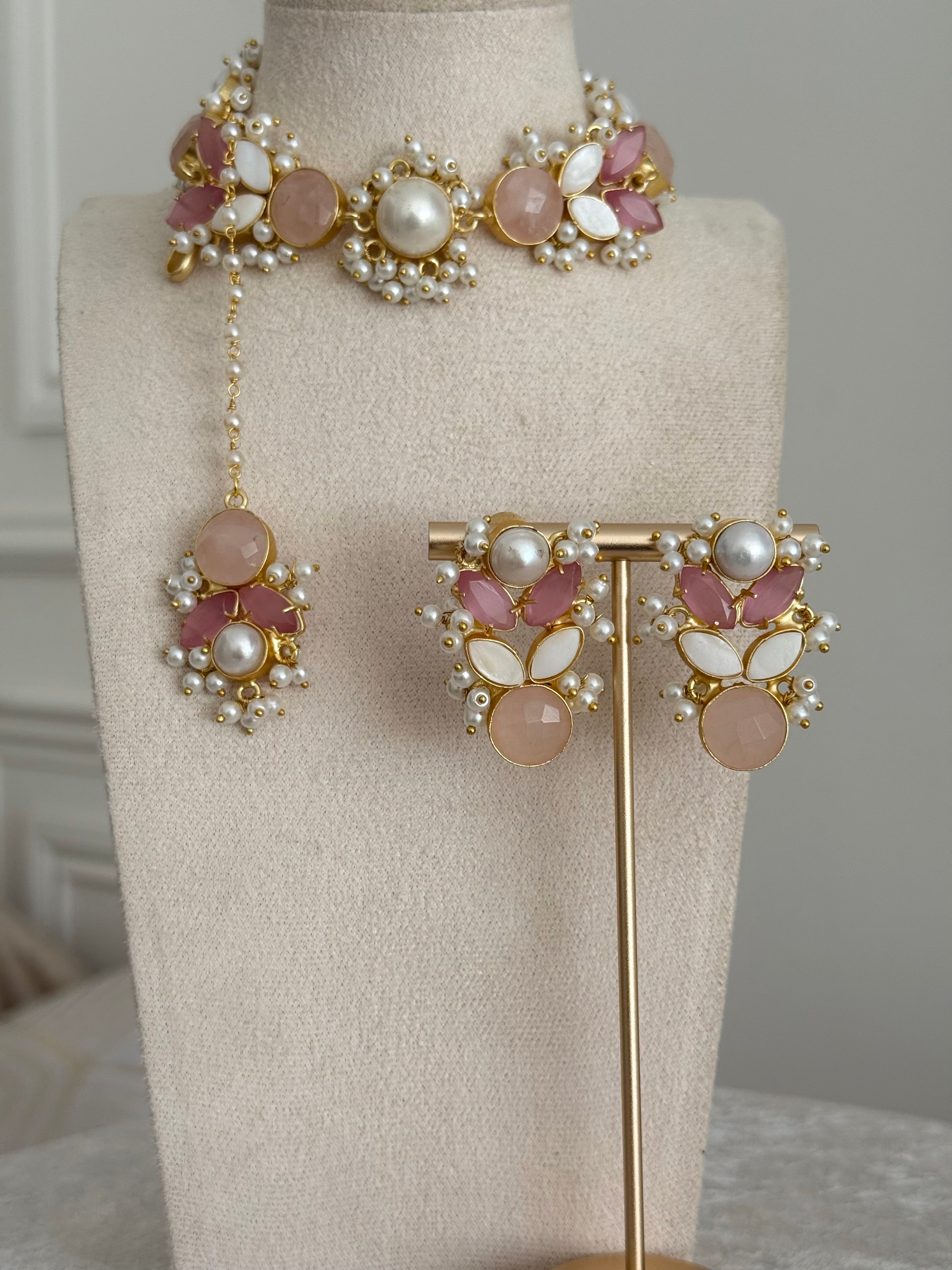 Maya rose quarts choker set