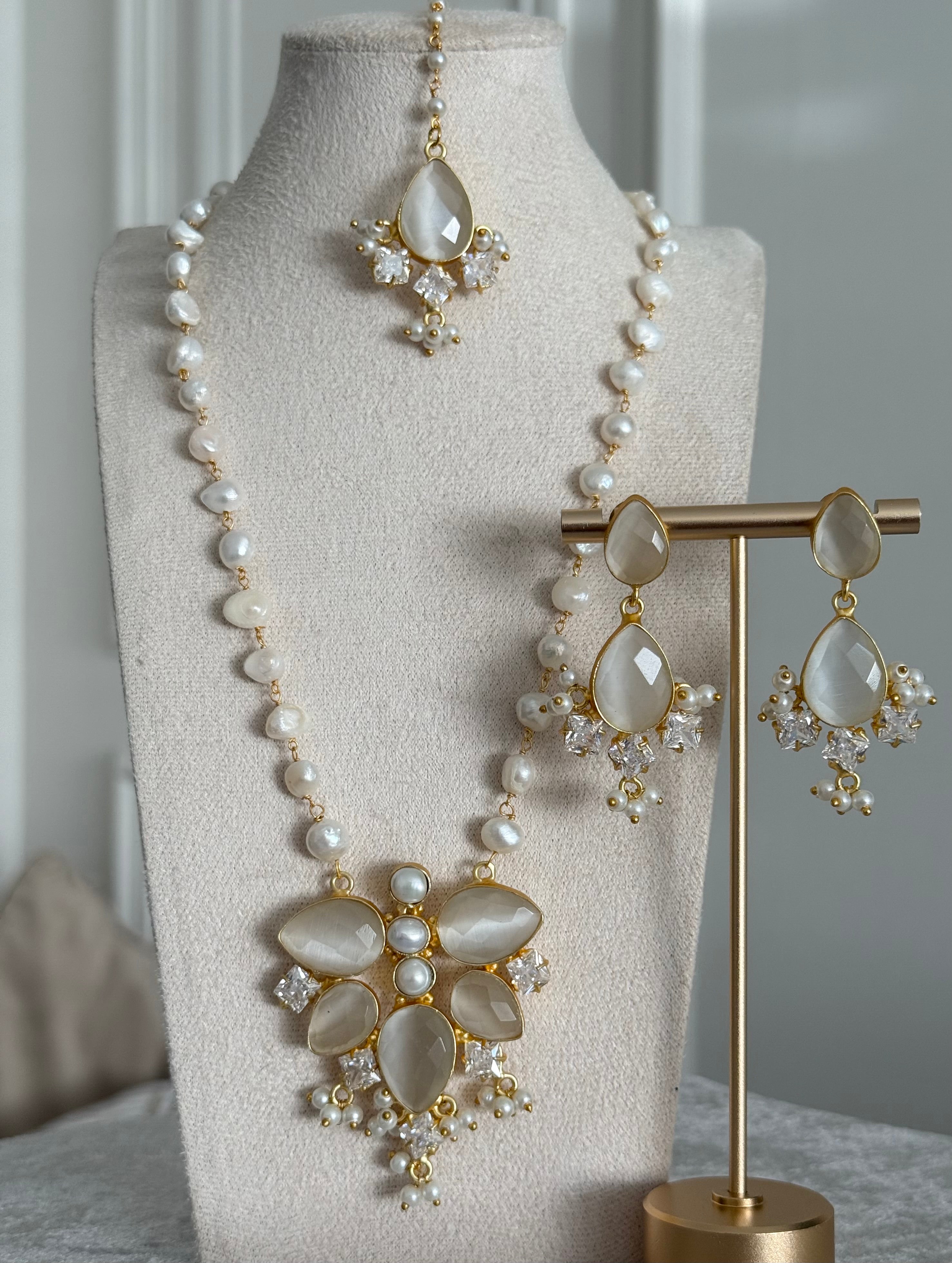 Mina grey mala set