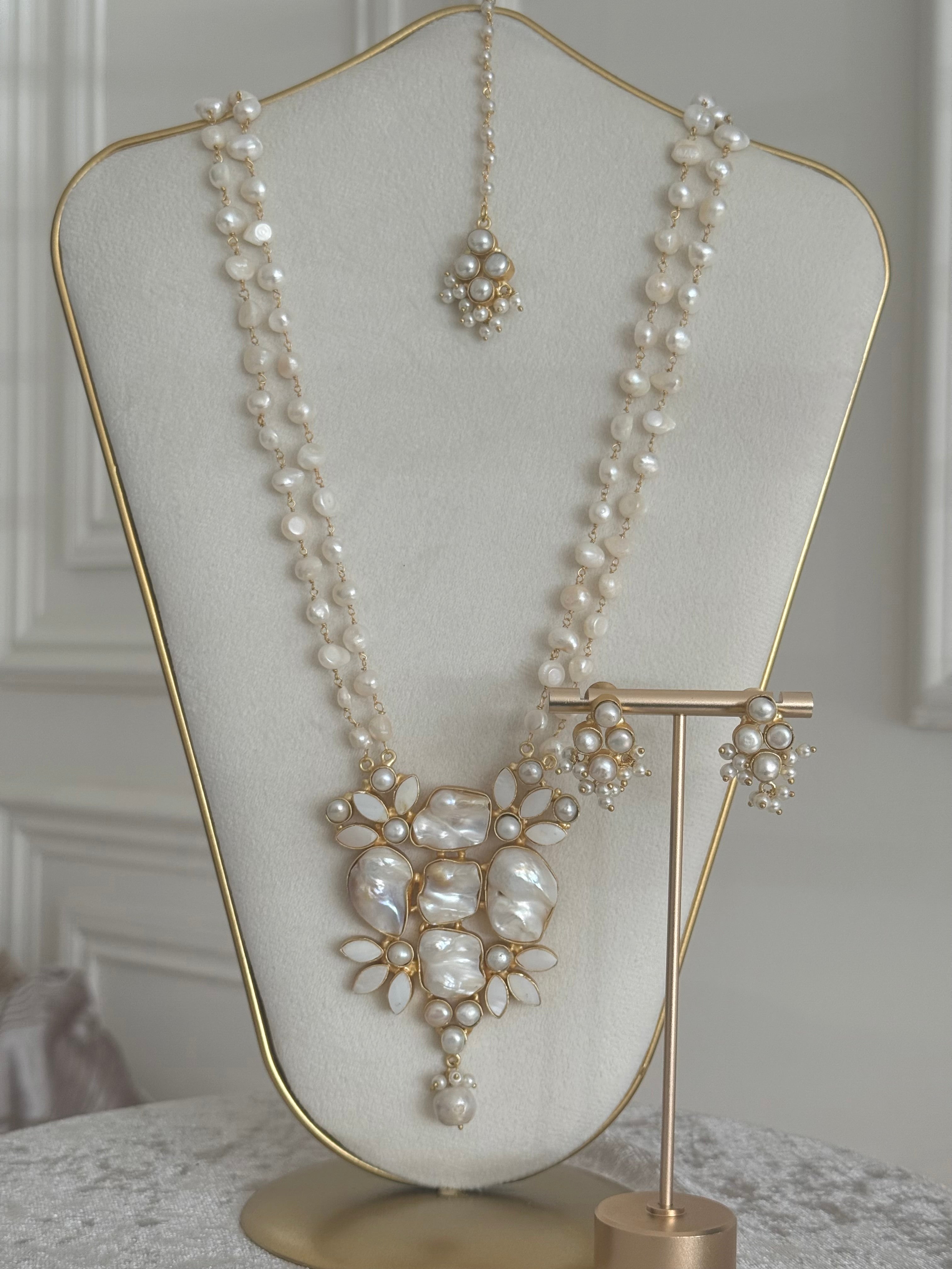 Noura pearl mala set