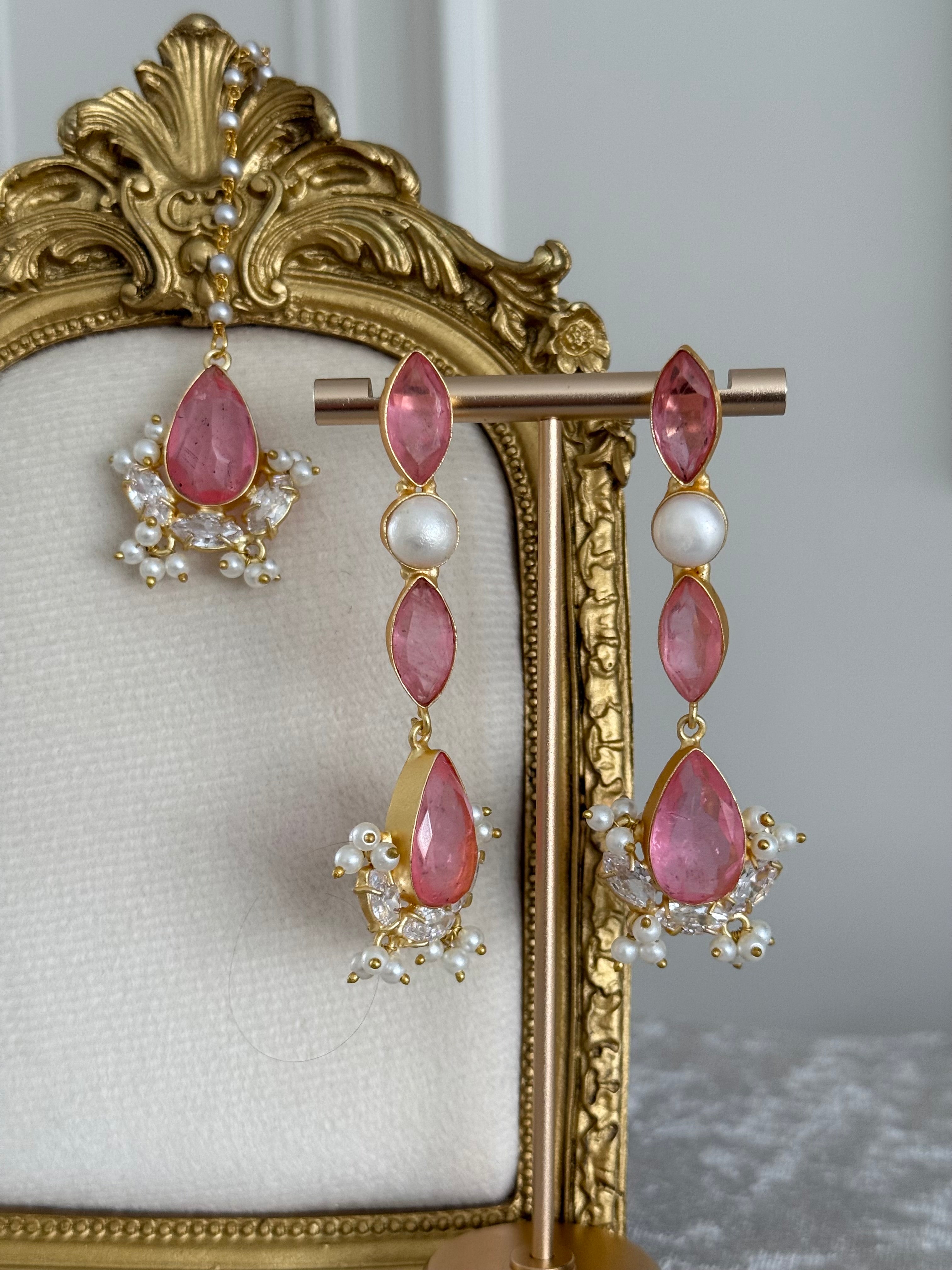 Sara Pink Tikka Set