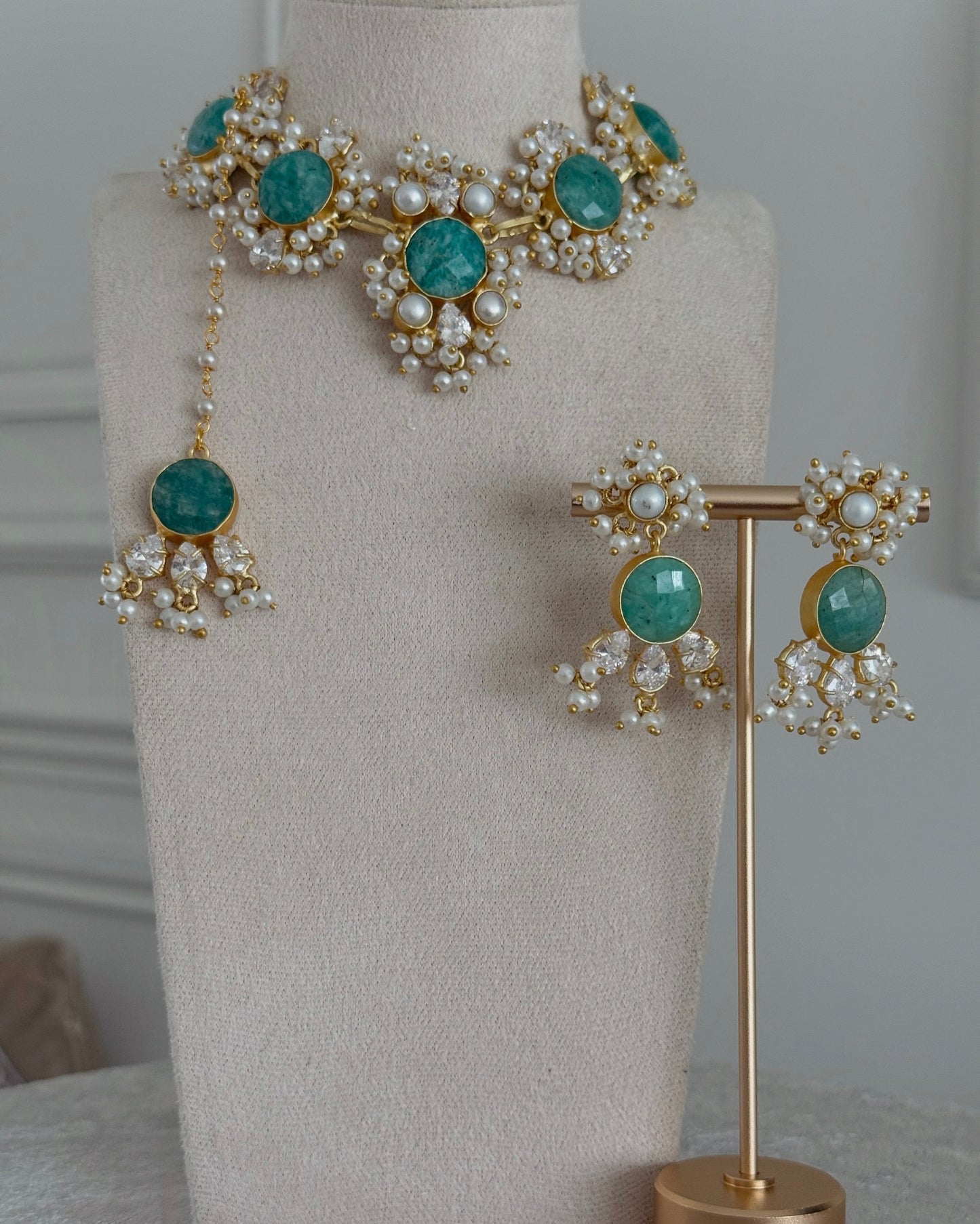 Aylin light turquoise necklace set