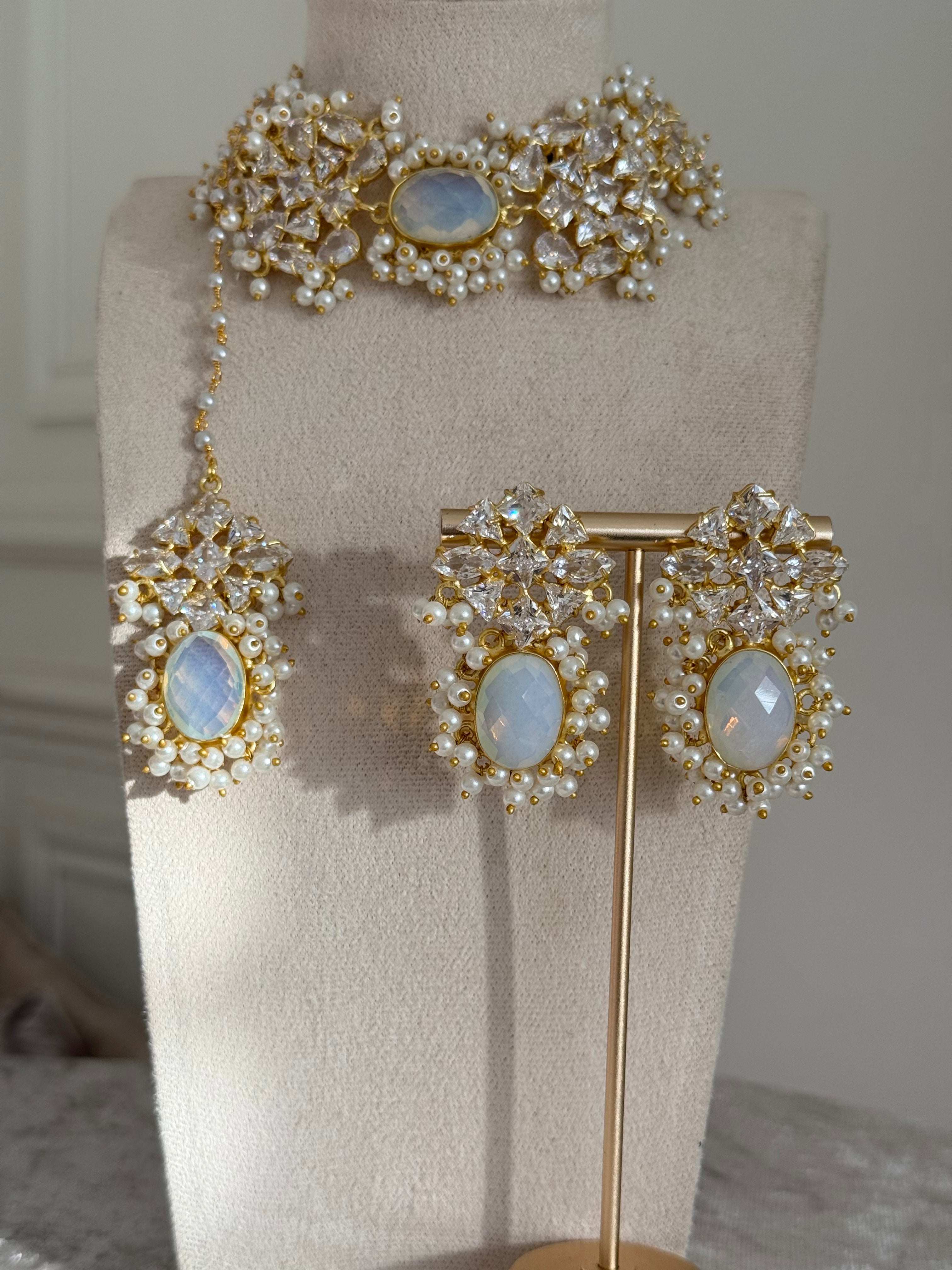 Luna moonstone pearl choker set