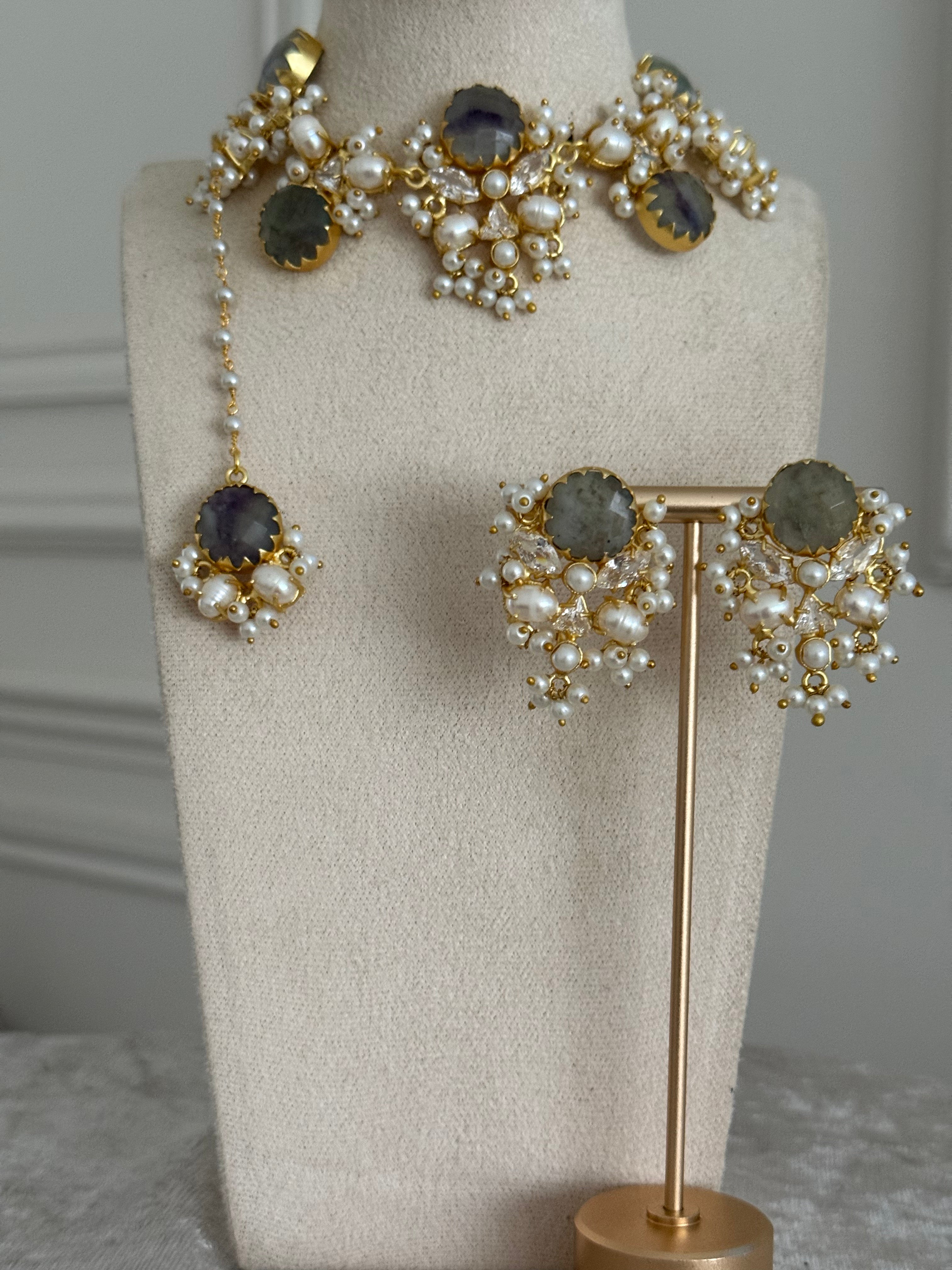 Zeina Sage necklace set