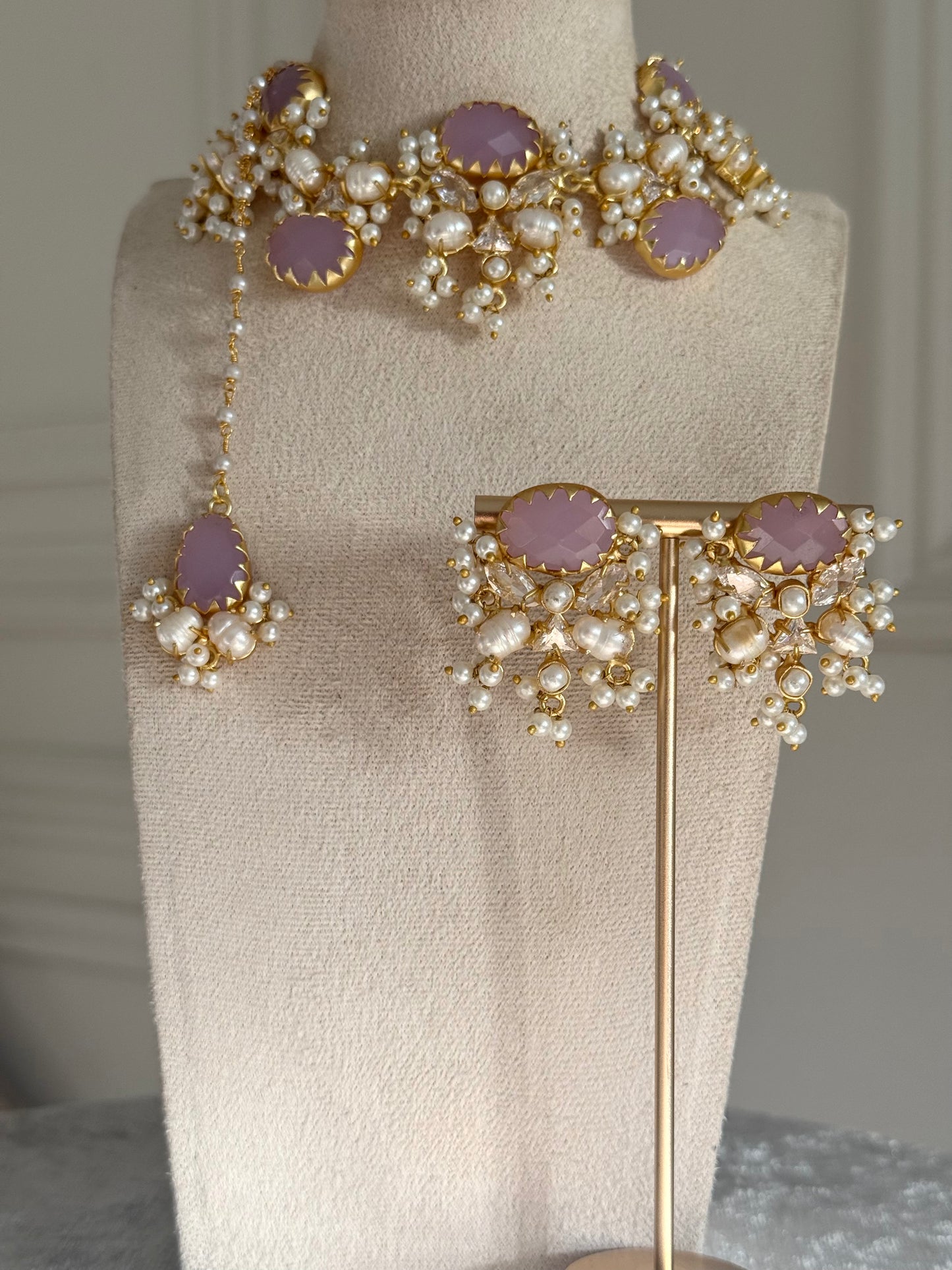 Zeina Lilac Necklace Set