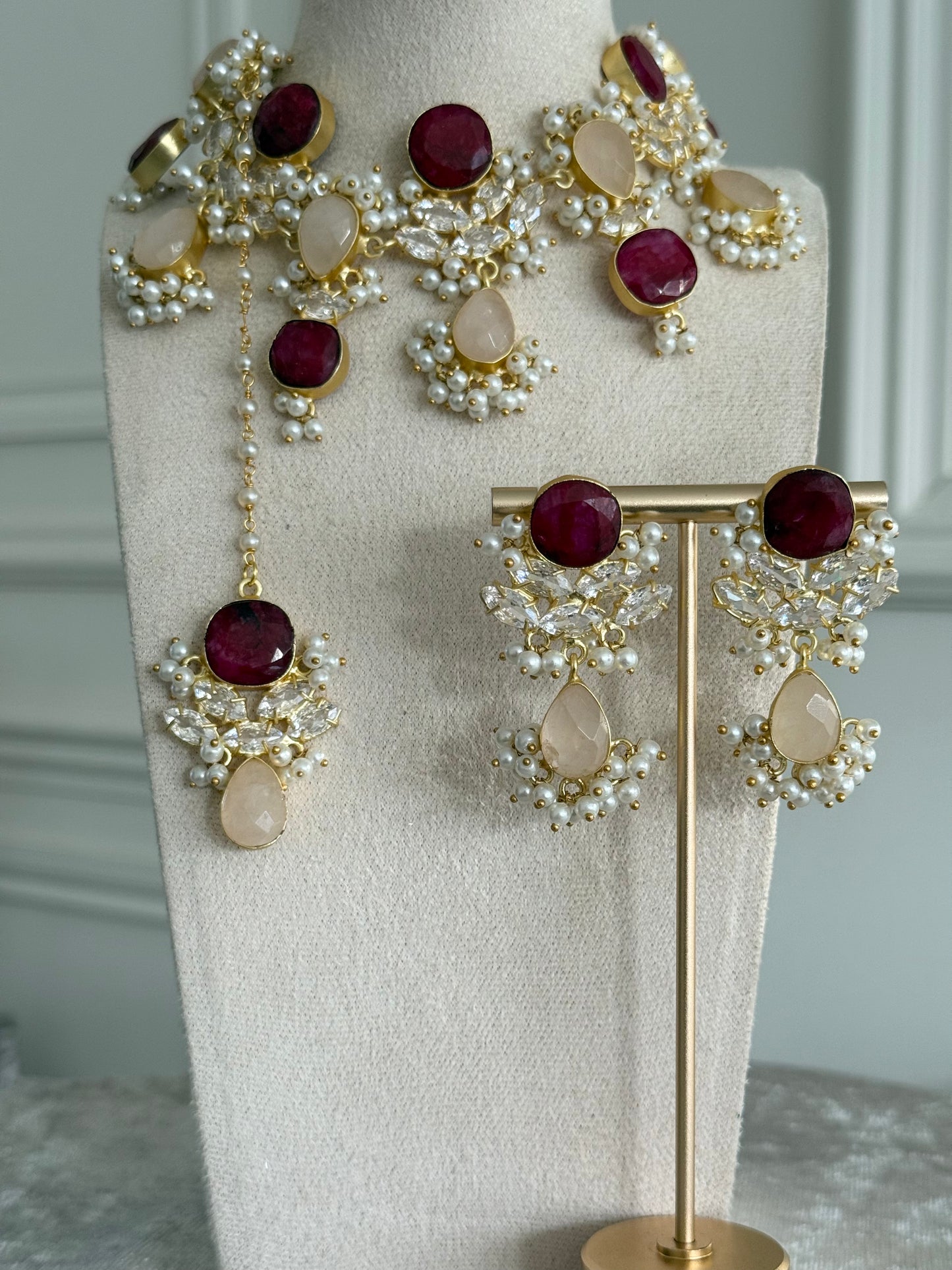 Hayati Ruby & Ivory Necklace Set