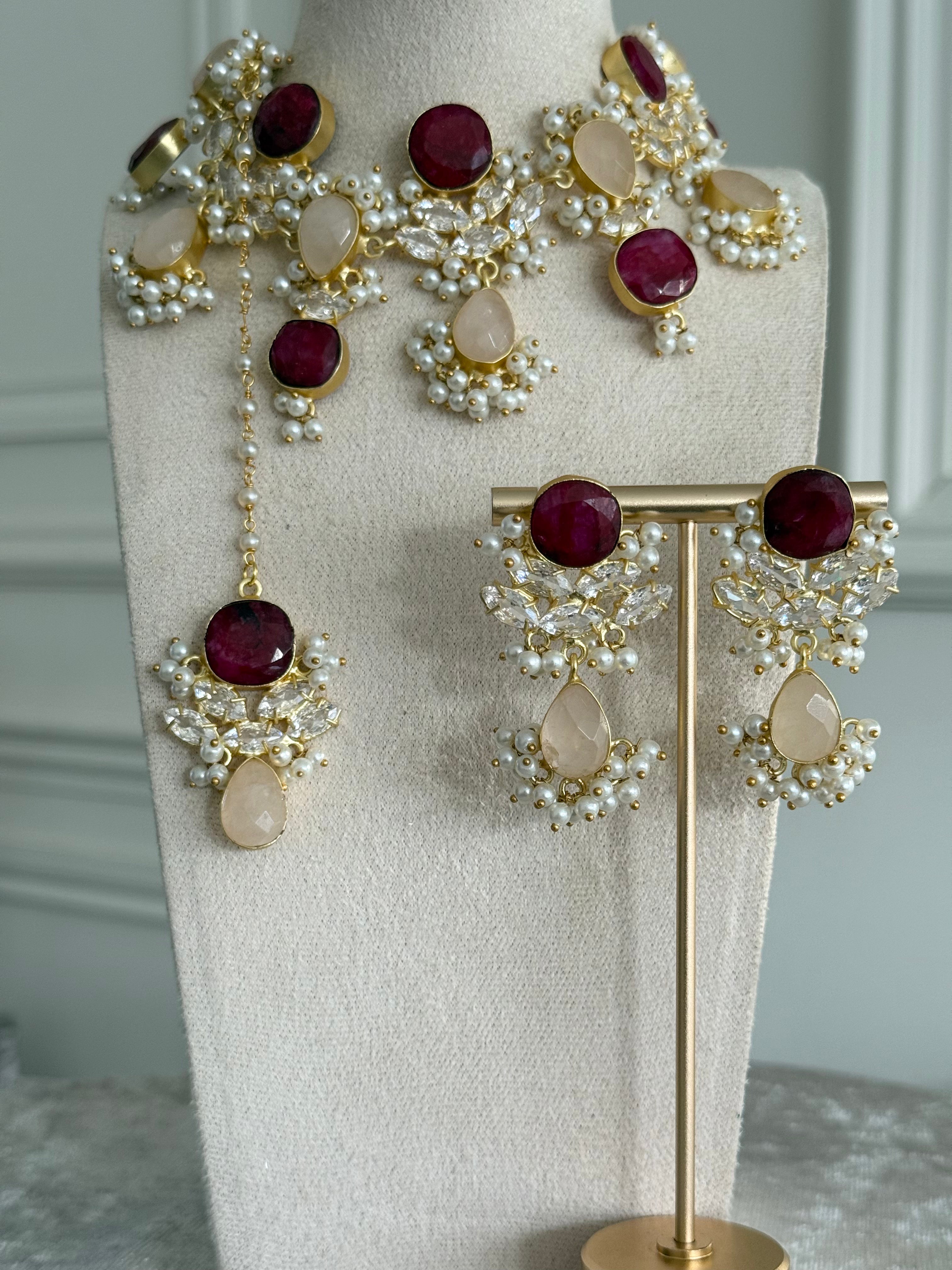 Hayati Ruby & Ivory Necklace Set