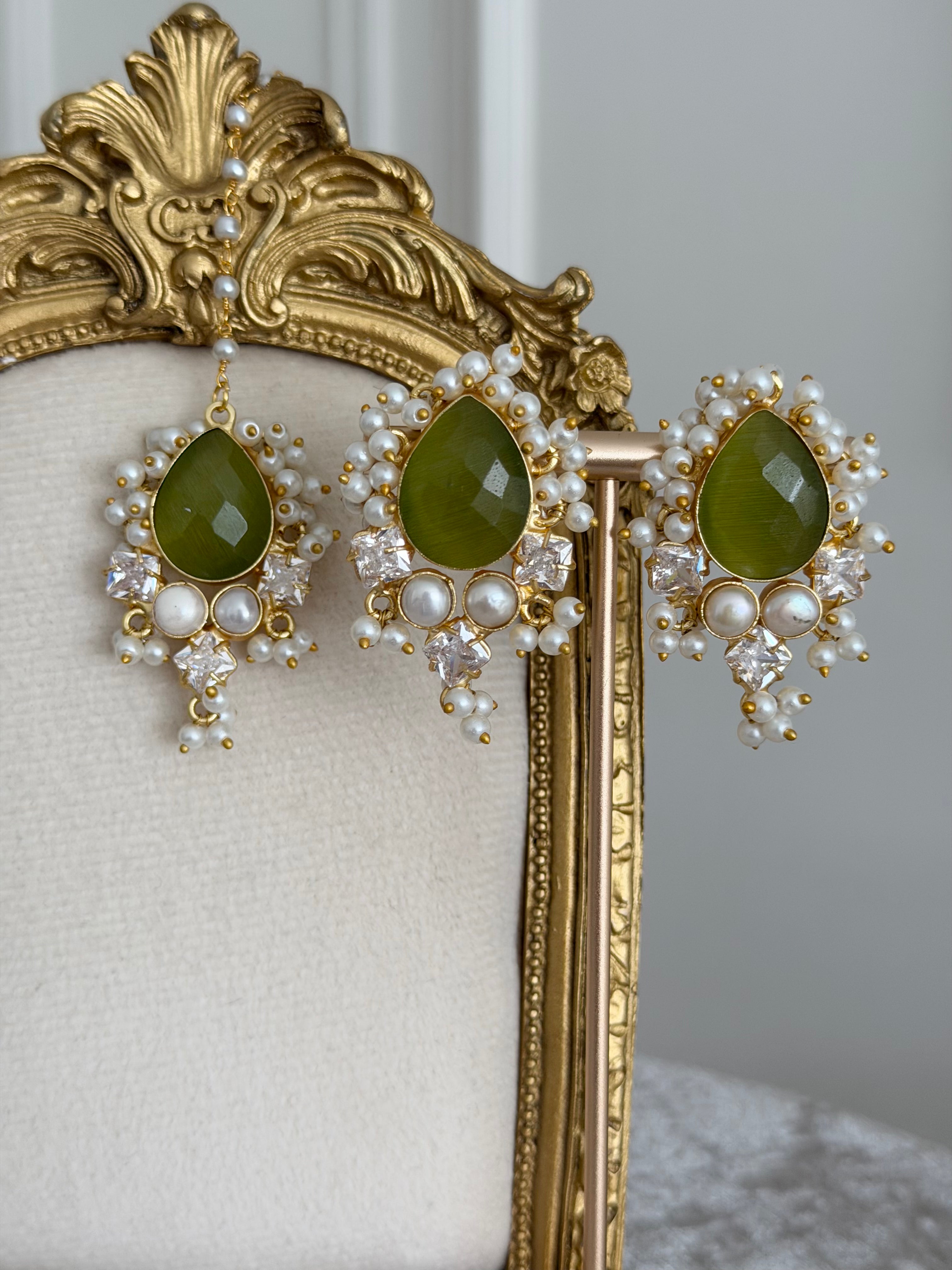 Ariyya Olive Tikka Set