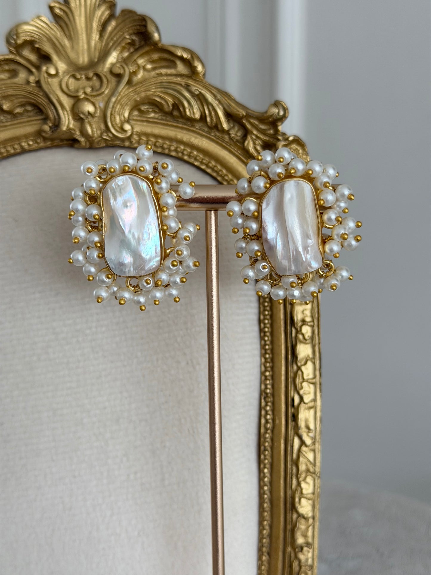 Sevda Pearl Studs