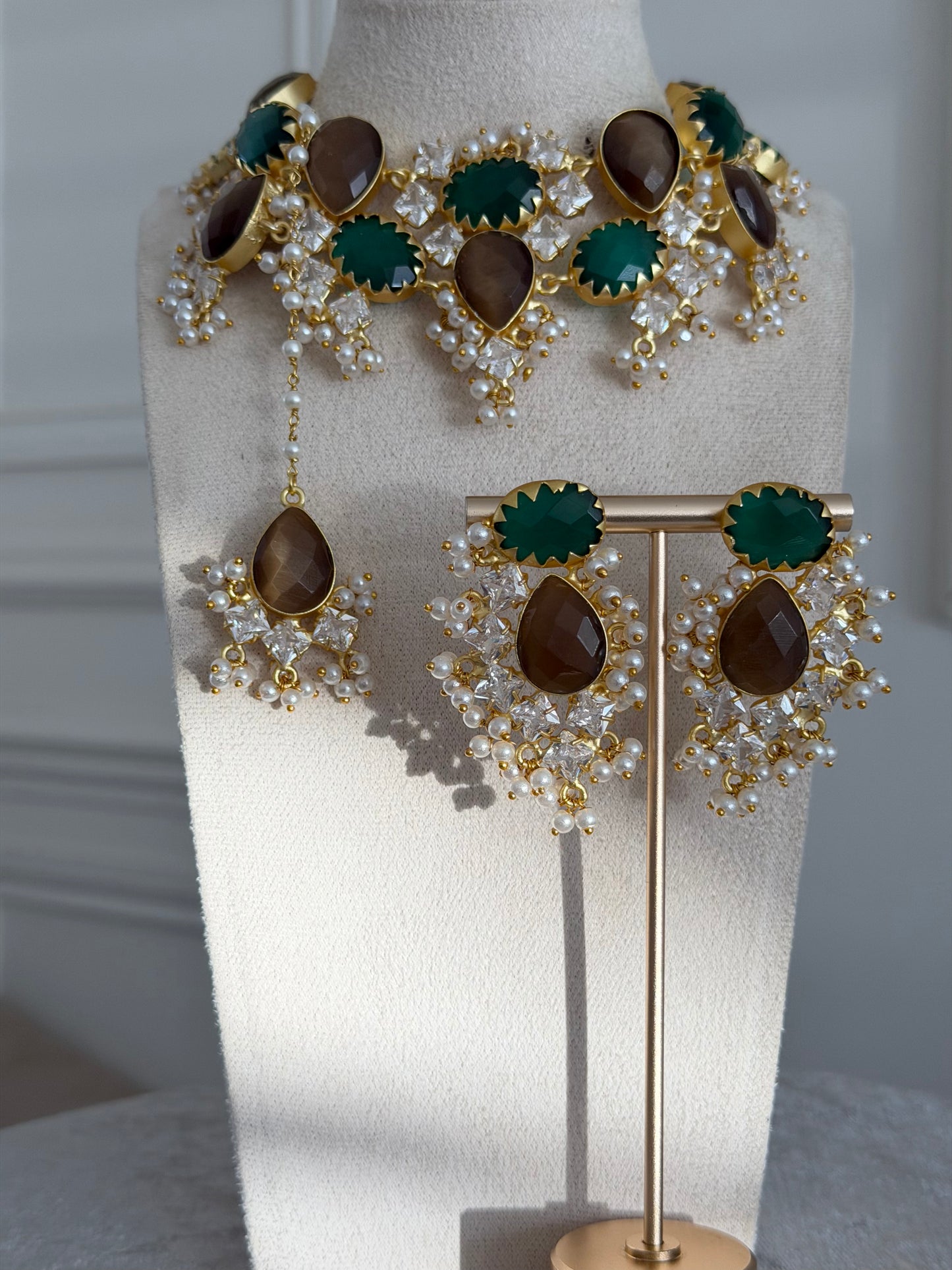 Fasha Green & Brown Necklace Set