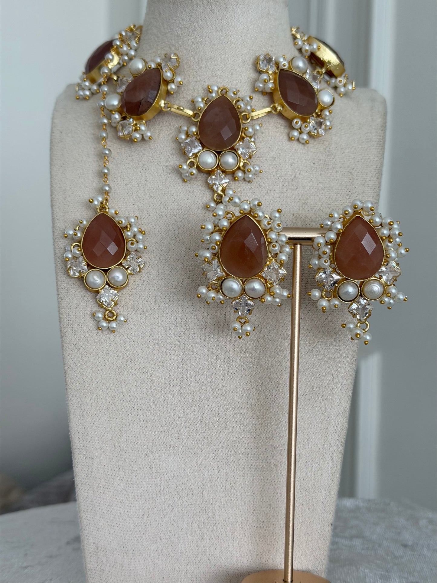 Layali Brown Necklace Set