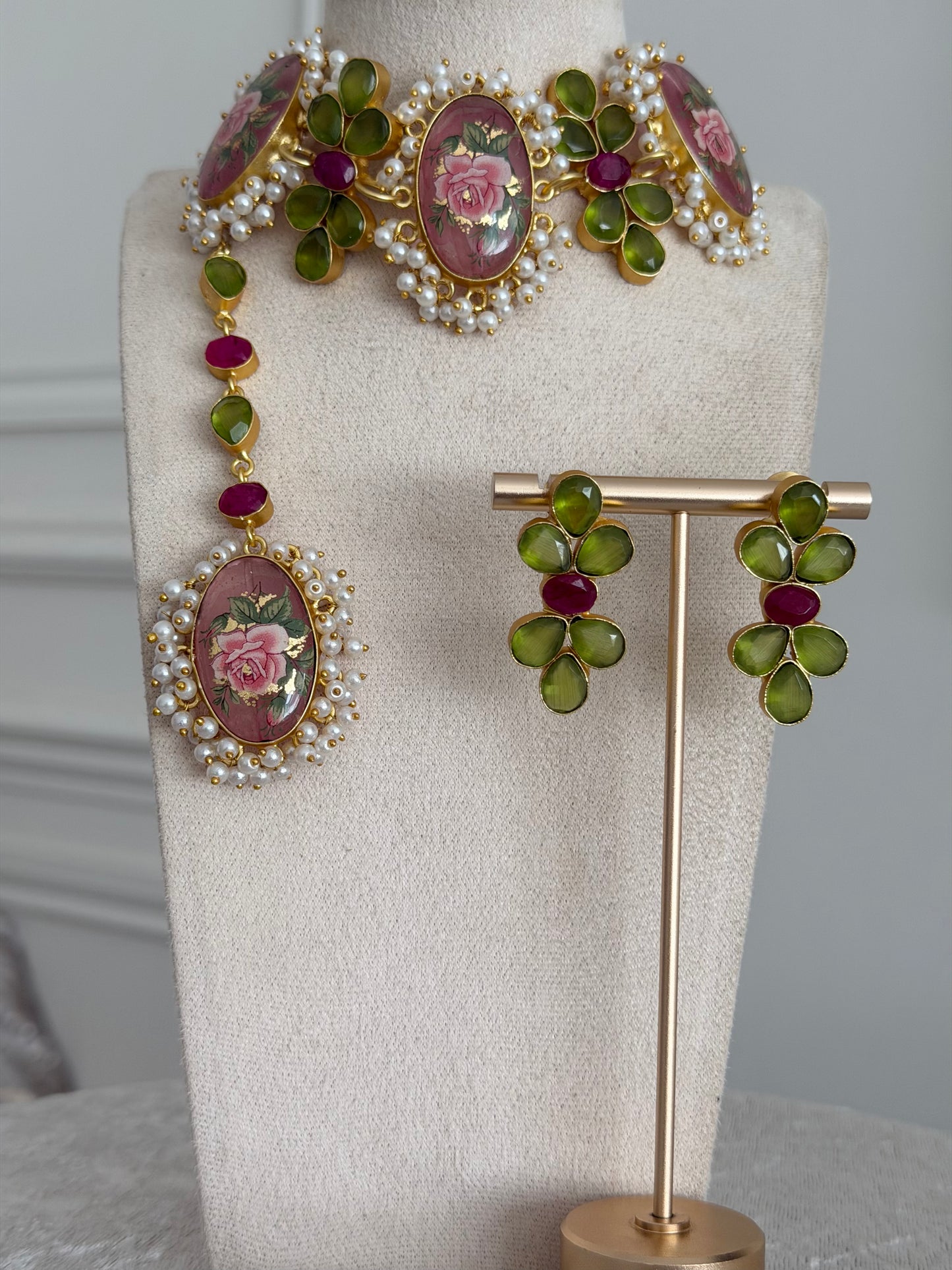 Soraya Necklace Set