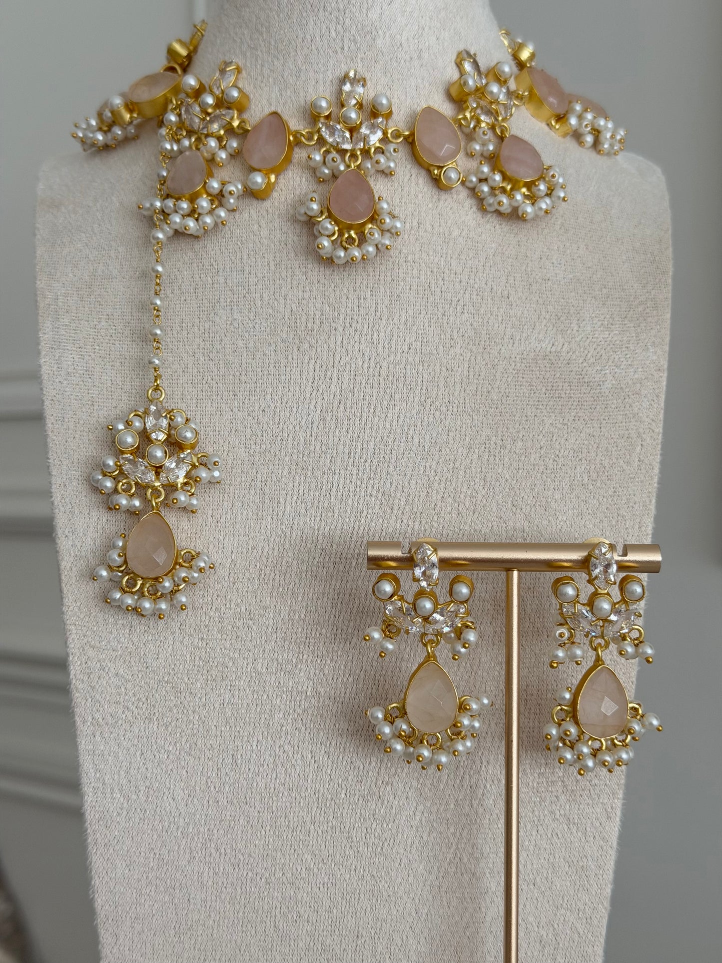 Liyana Rose Quartz Necklace Set