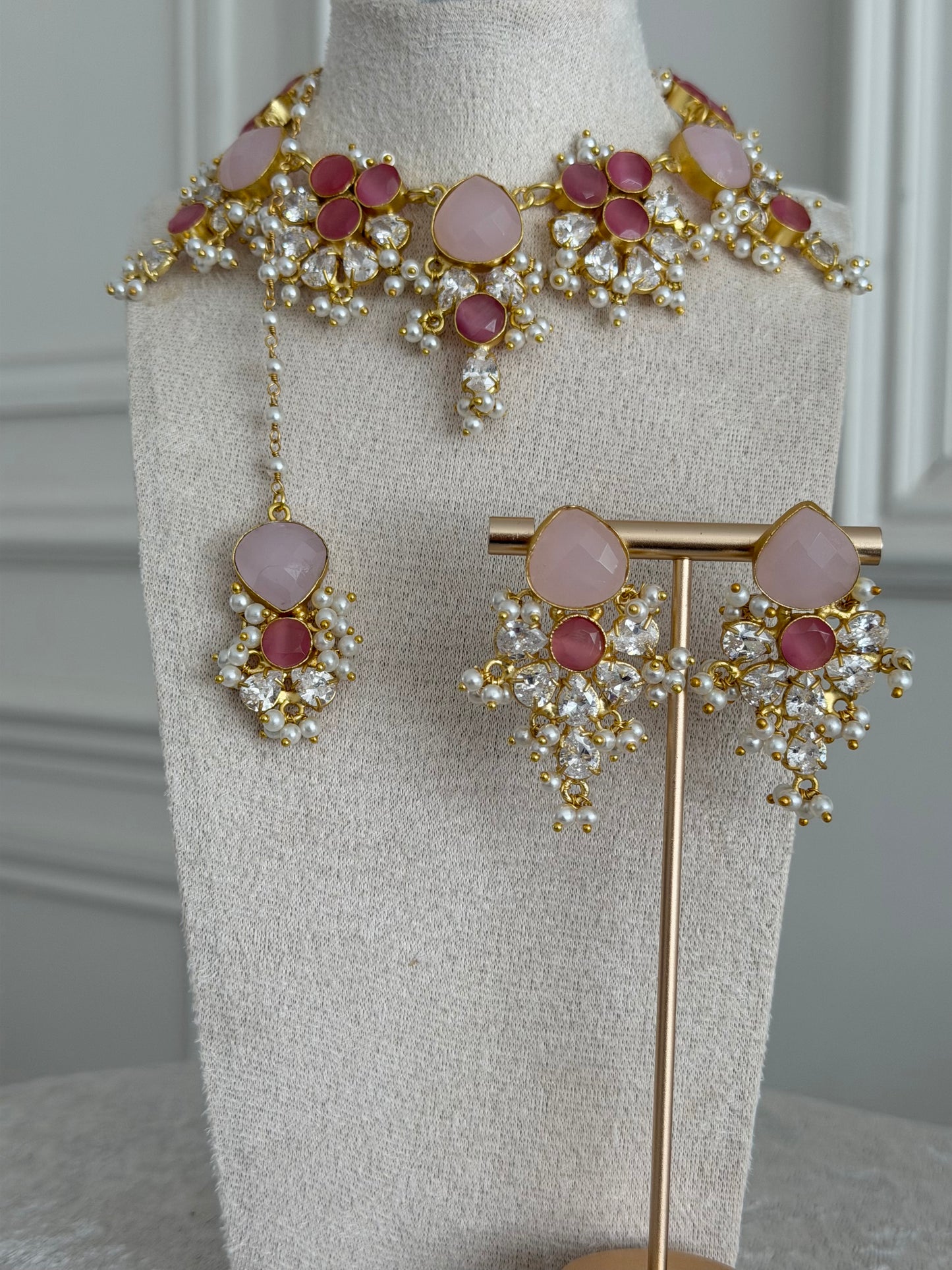 Sara Pink Necklace Set