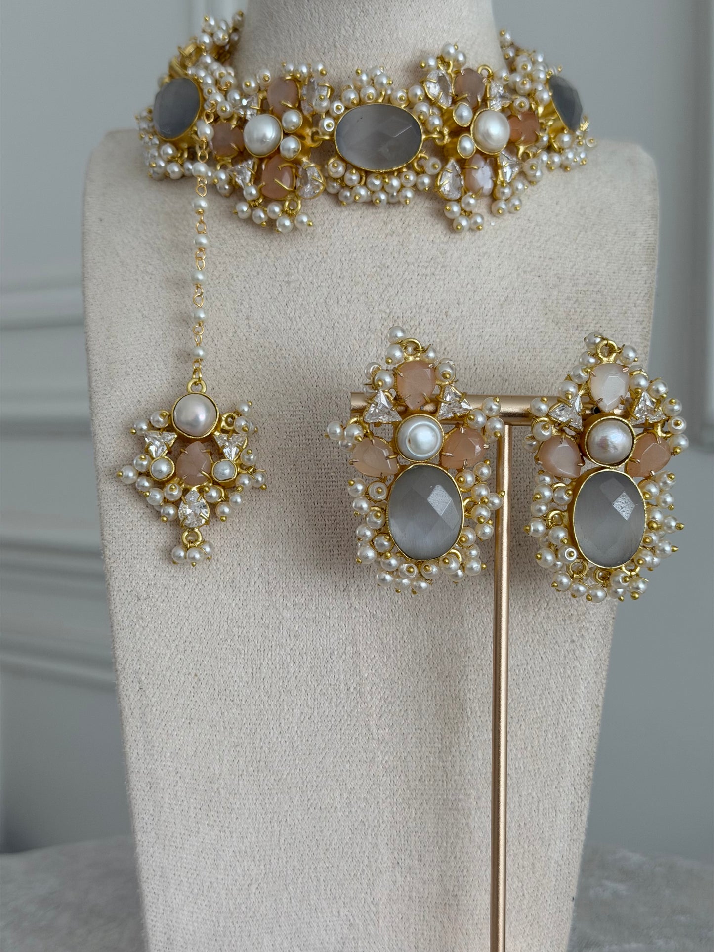 Amaya Grey & Brown Necklace Set