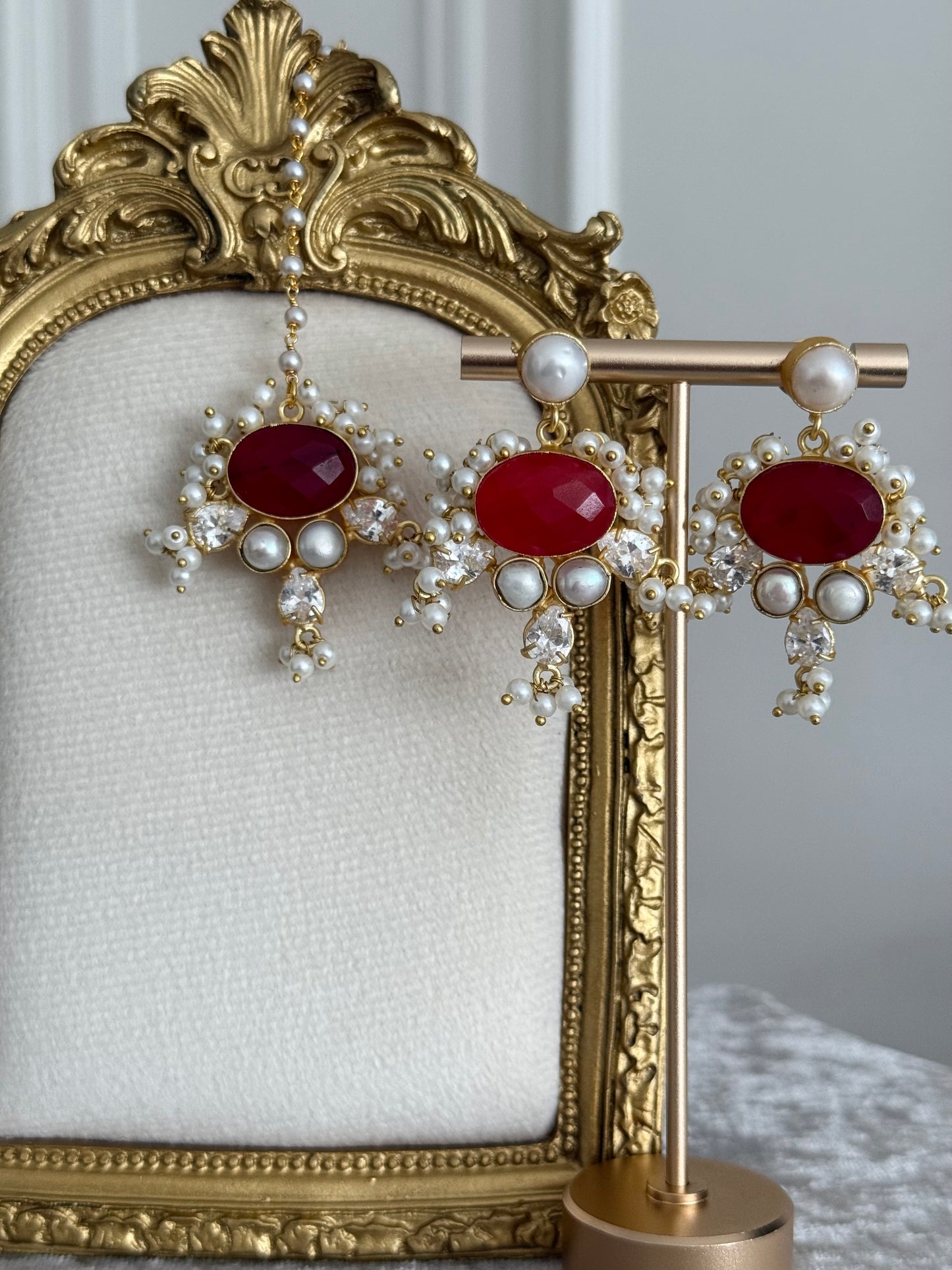 Iman Red Tikka Set