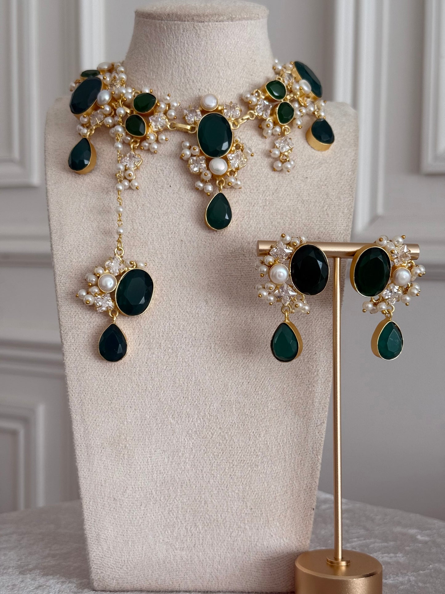 Khara green necklace set