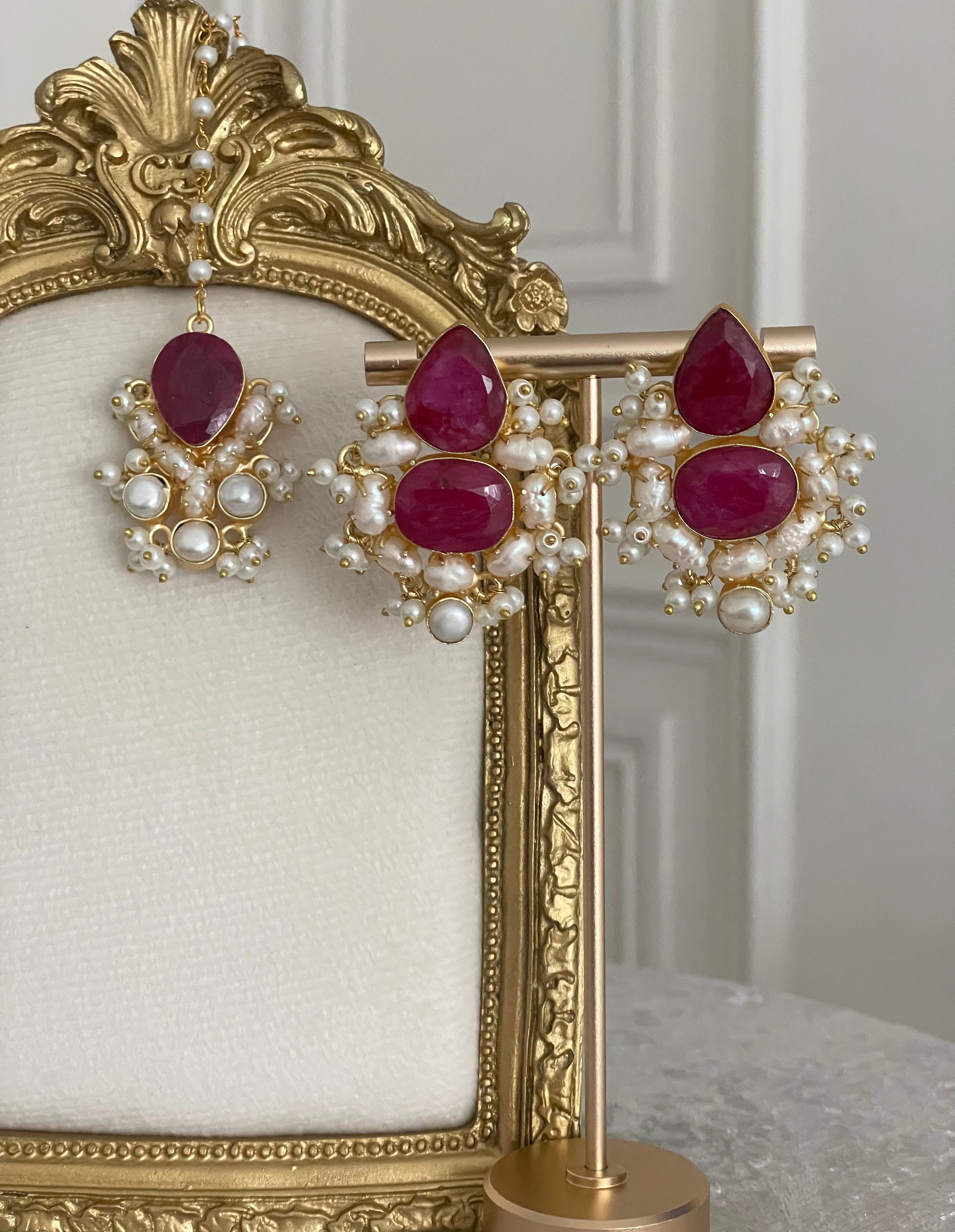 Laila Ruby Tikka Set