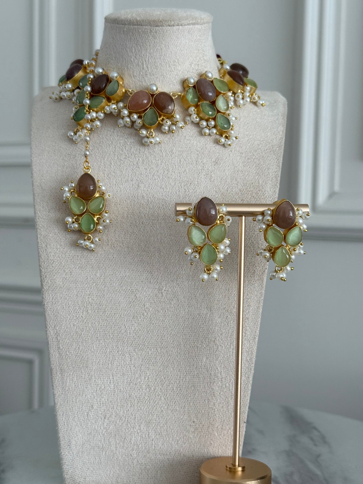 Lale brown necklace set