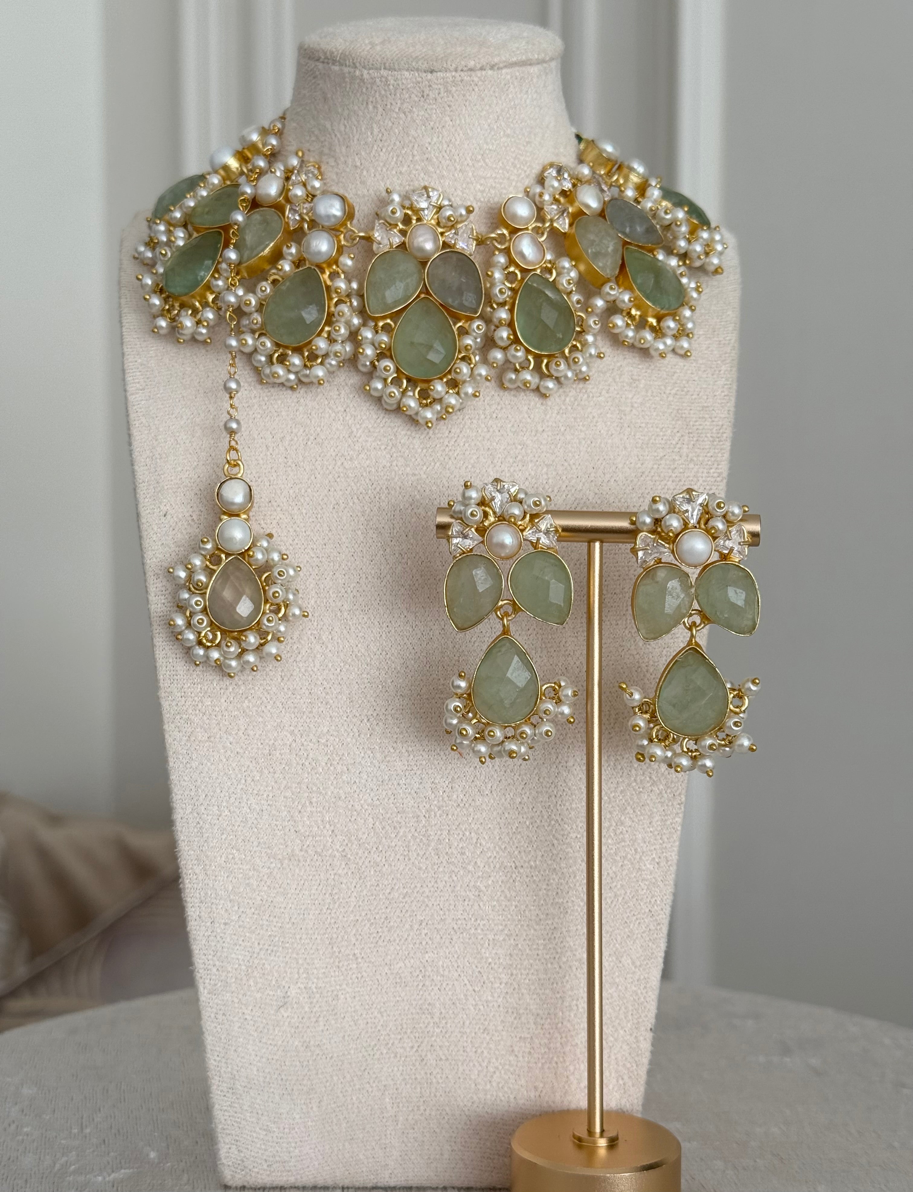 Layla sage necklace set