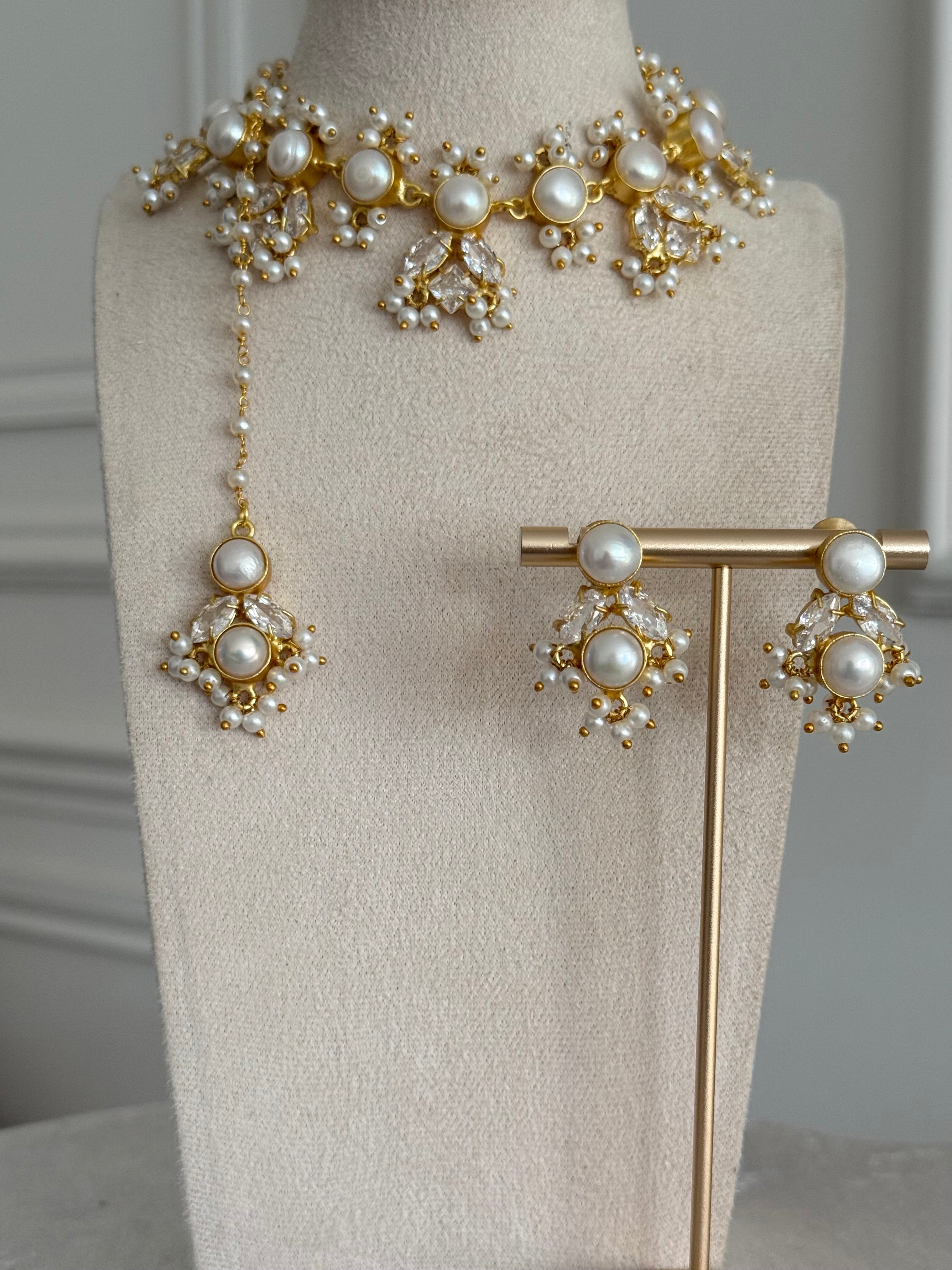 Malak pearl necklace set