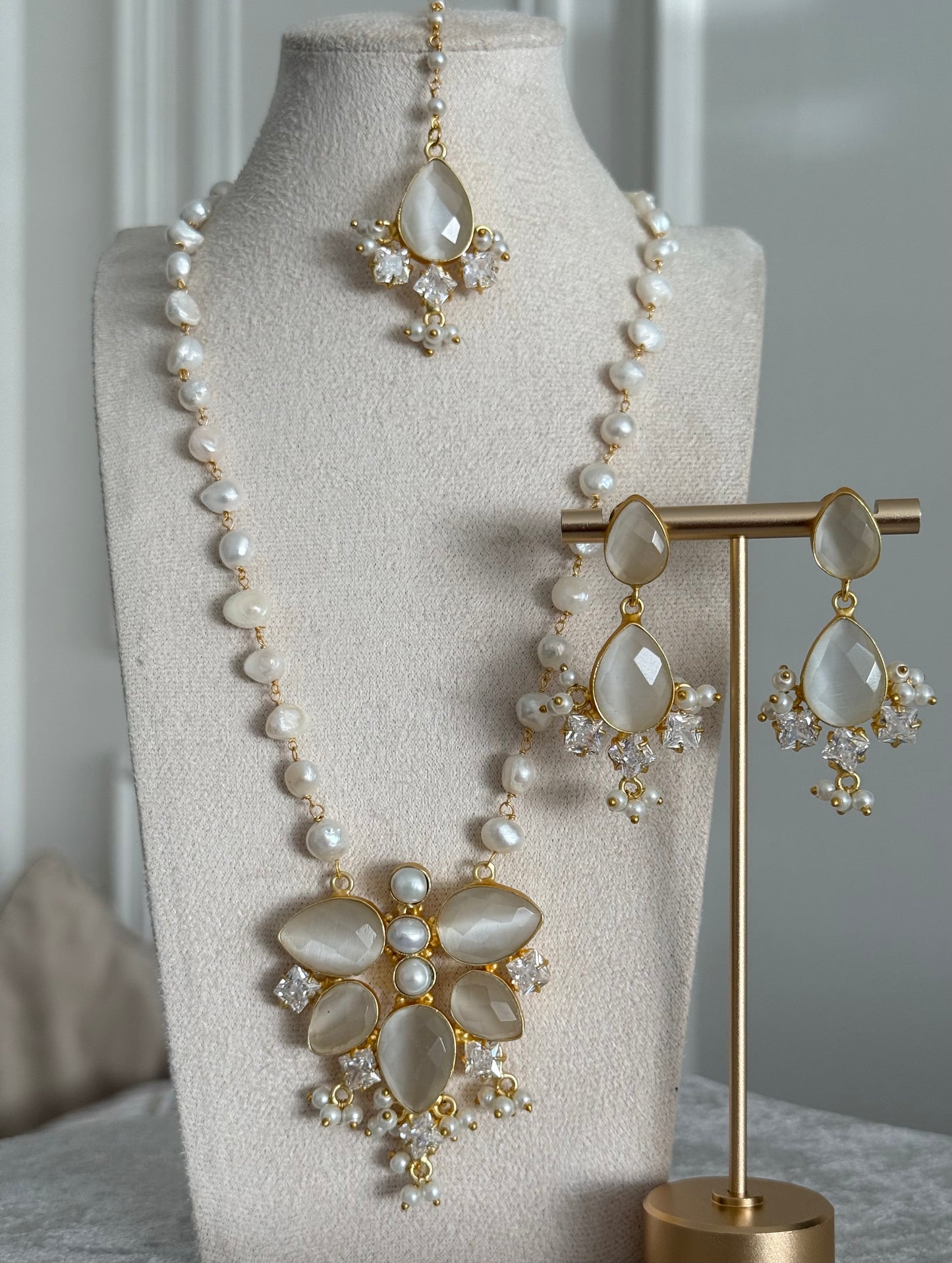 Mina grey mala set