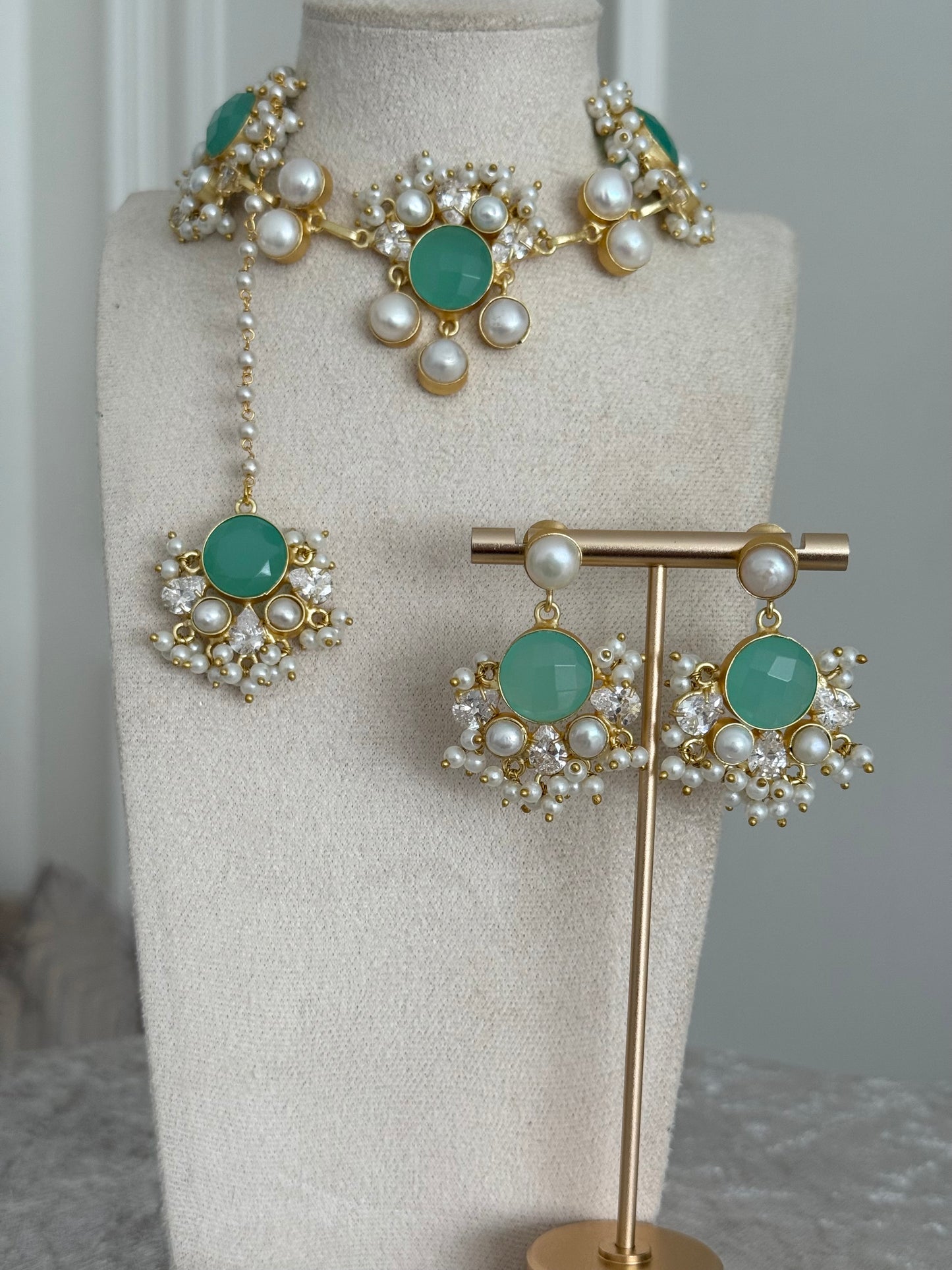 Osra jade necklace set